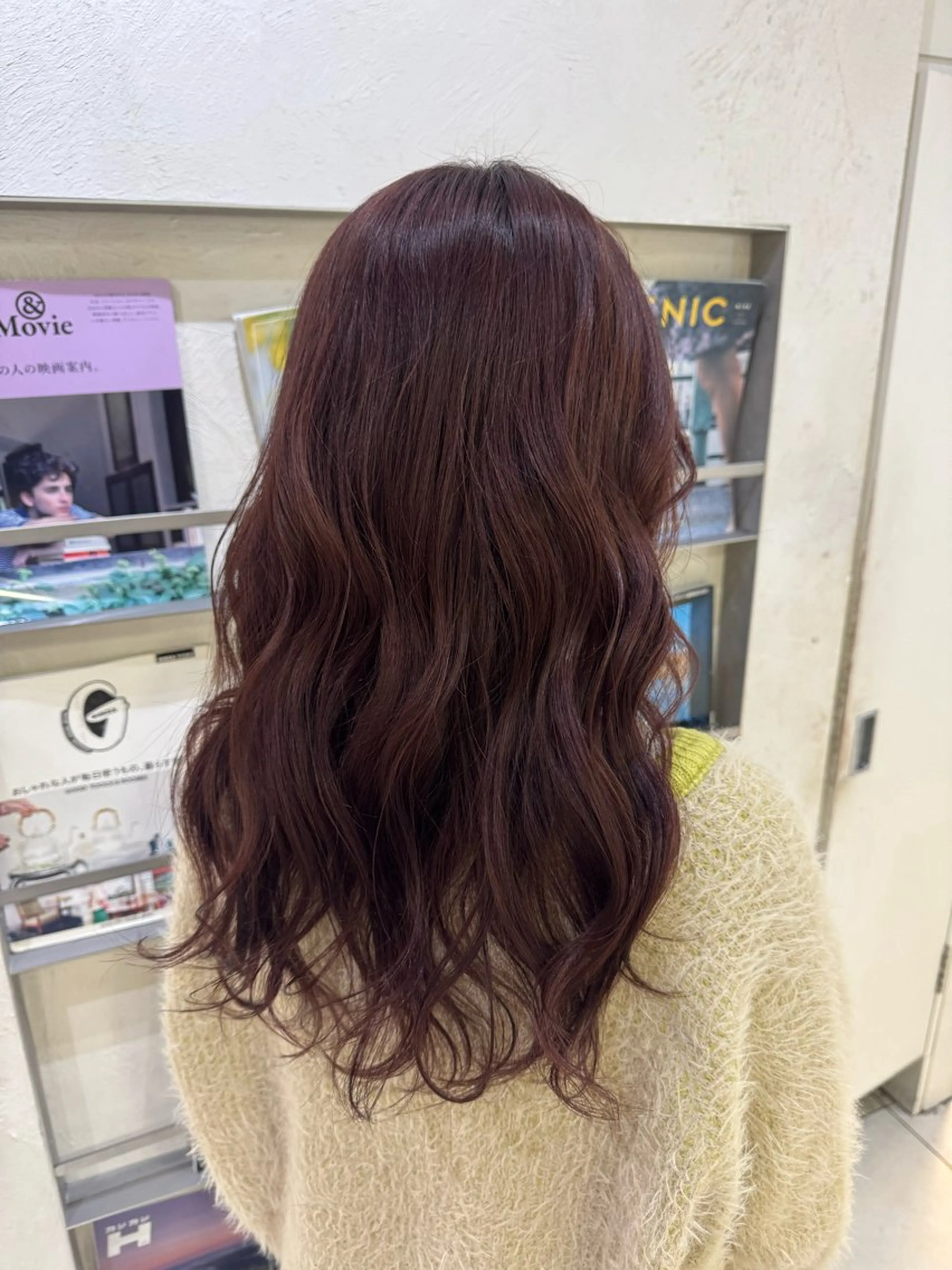 ロング カット ヘアカラー トリートメント [YUCCA] Junaのヘアスタイル