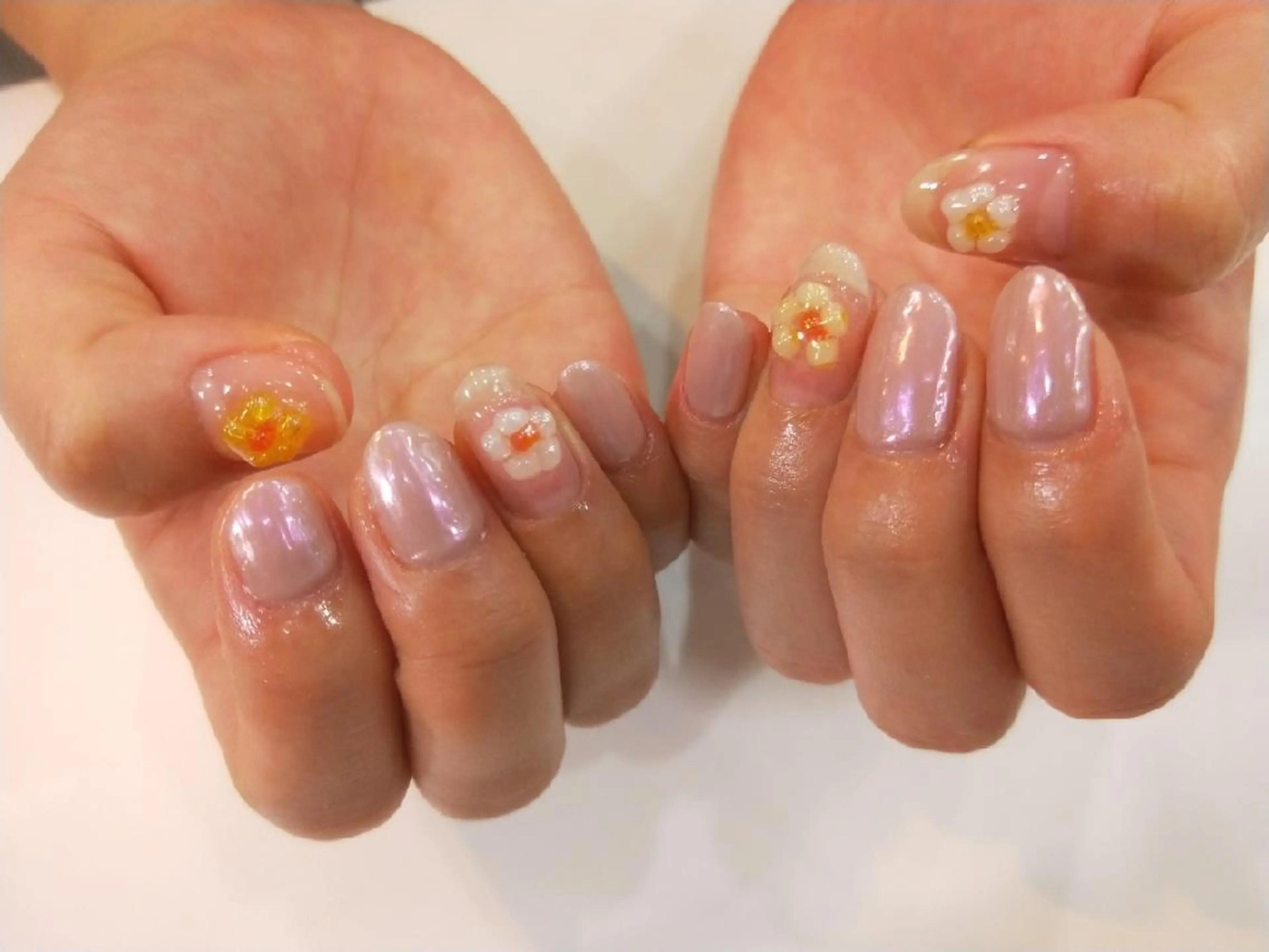 ネイル ハンドネイル ハンドケア R'well所属・はばすみれ🎀ﾈｲﾙ 光ﾌｪｲｼｬﾙ ﾍｱのネイルデザイン