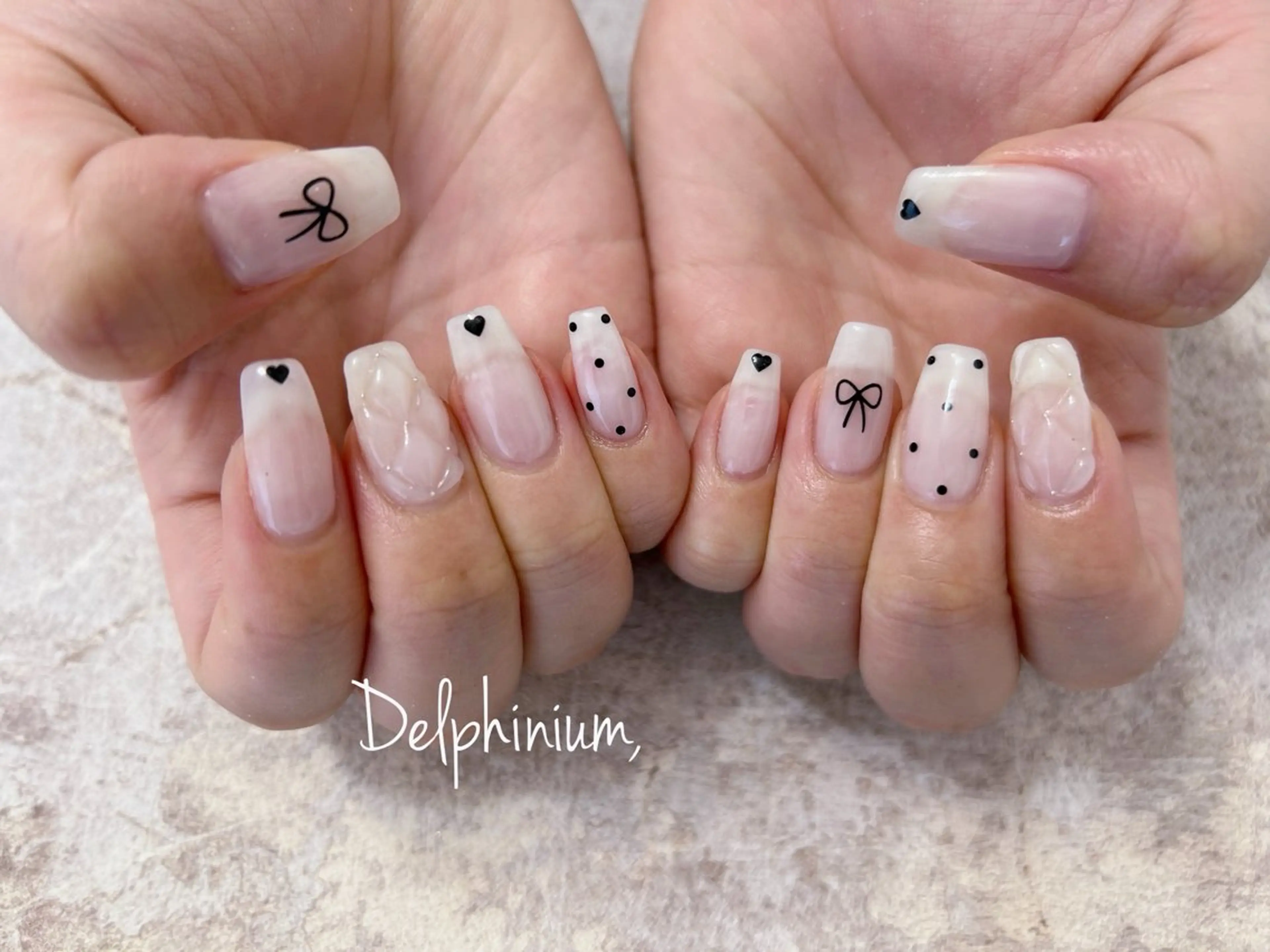 ネイル リボン ハンドネイル 岡本 友恵のネイルデザイン