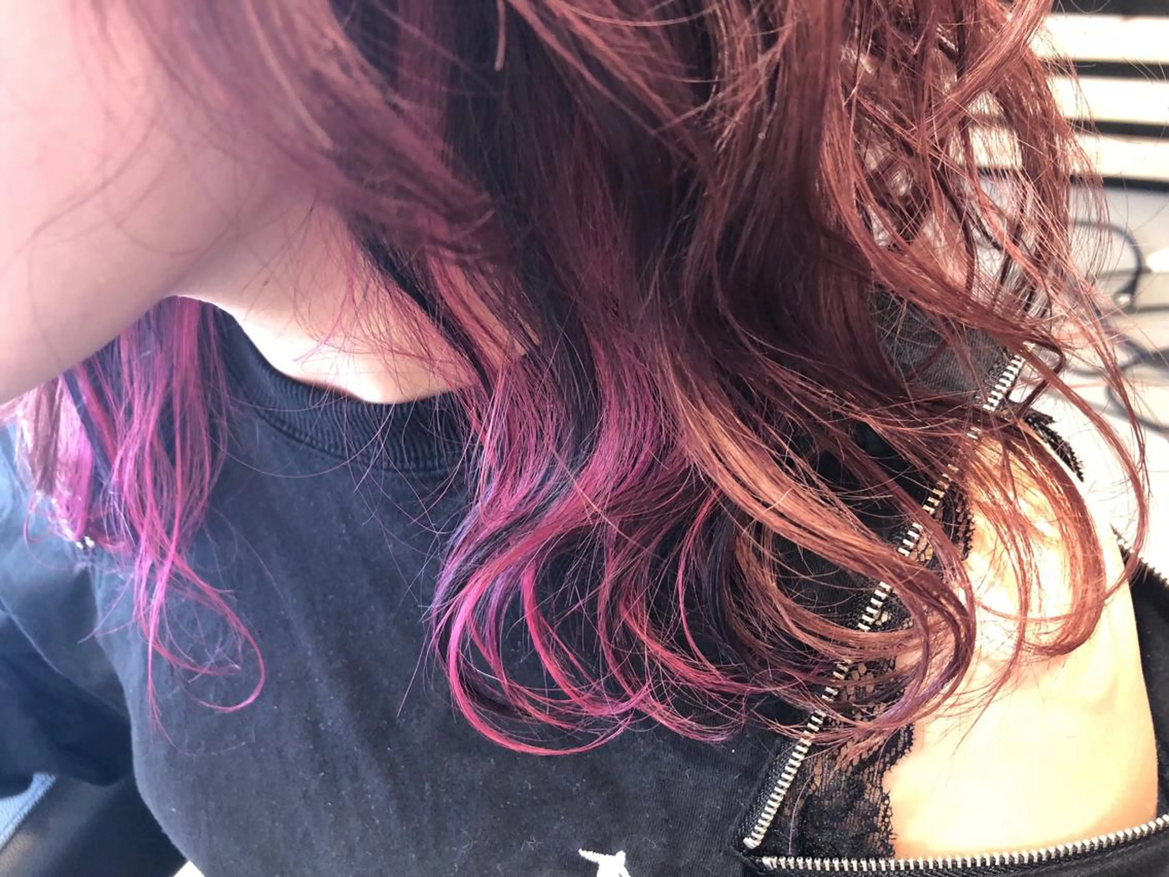 カラー 早川 真幸のヘアスタイル