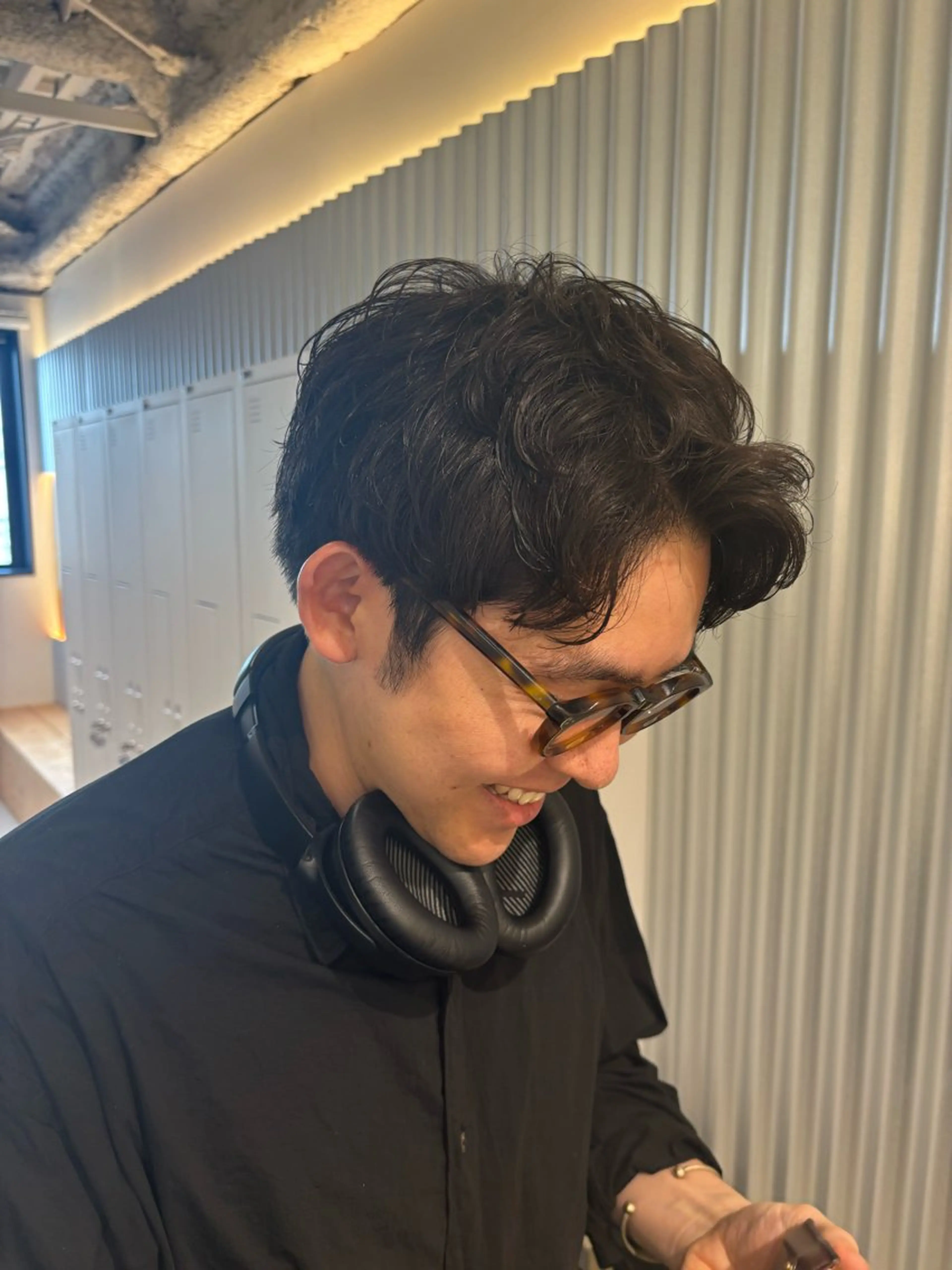 ショート カラー パーマ ヘアアレンジ メンズ メンズパーマ ニュアンスパーマ カット パーマ トリートメント ヘッドスパ ヘアセット 押切 響　のヘアスタイル