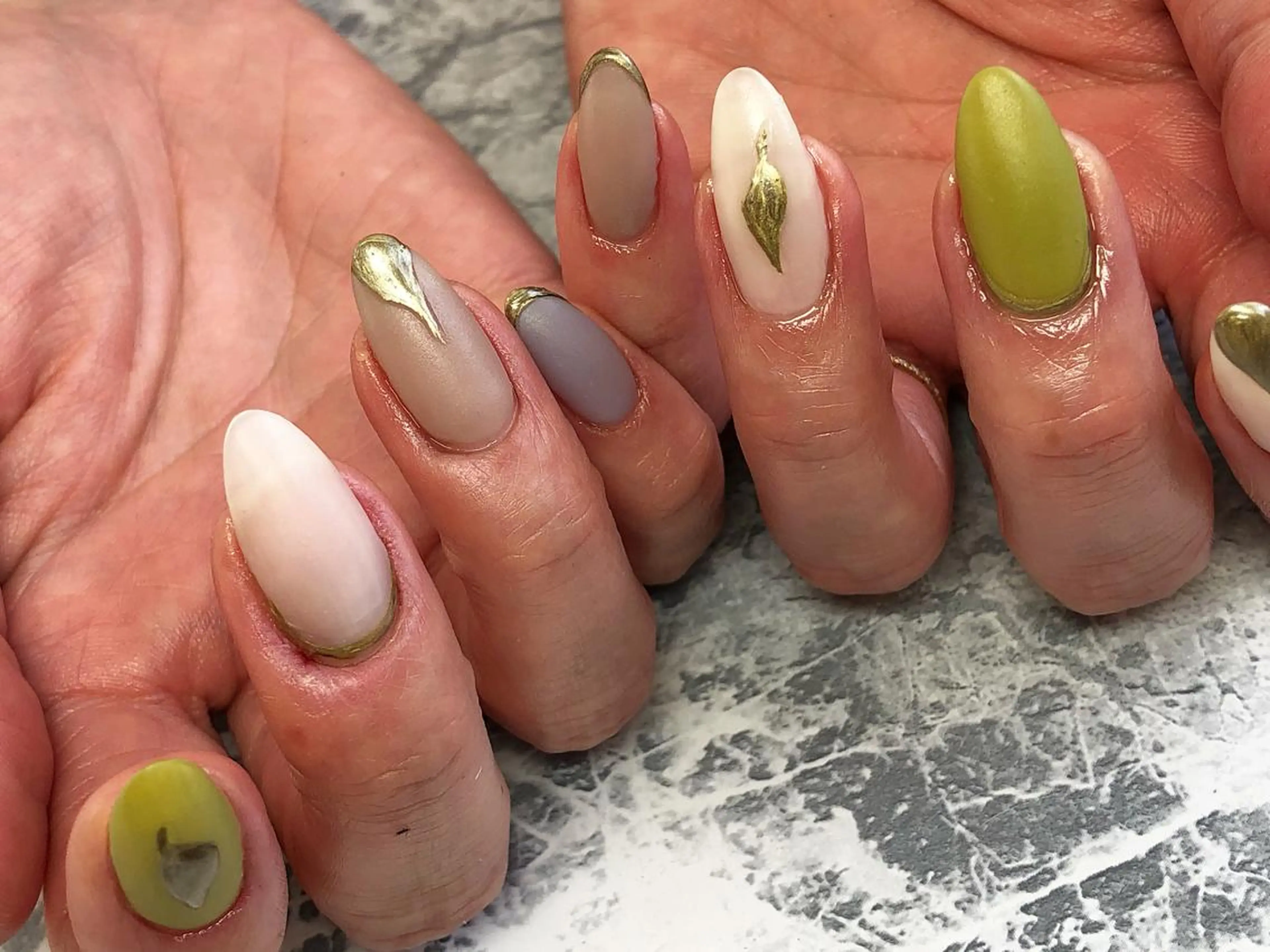 ネイル private salon TOMOMINAILs所属・TOMOMI NAILsのネイルデザイン