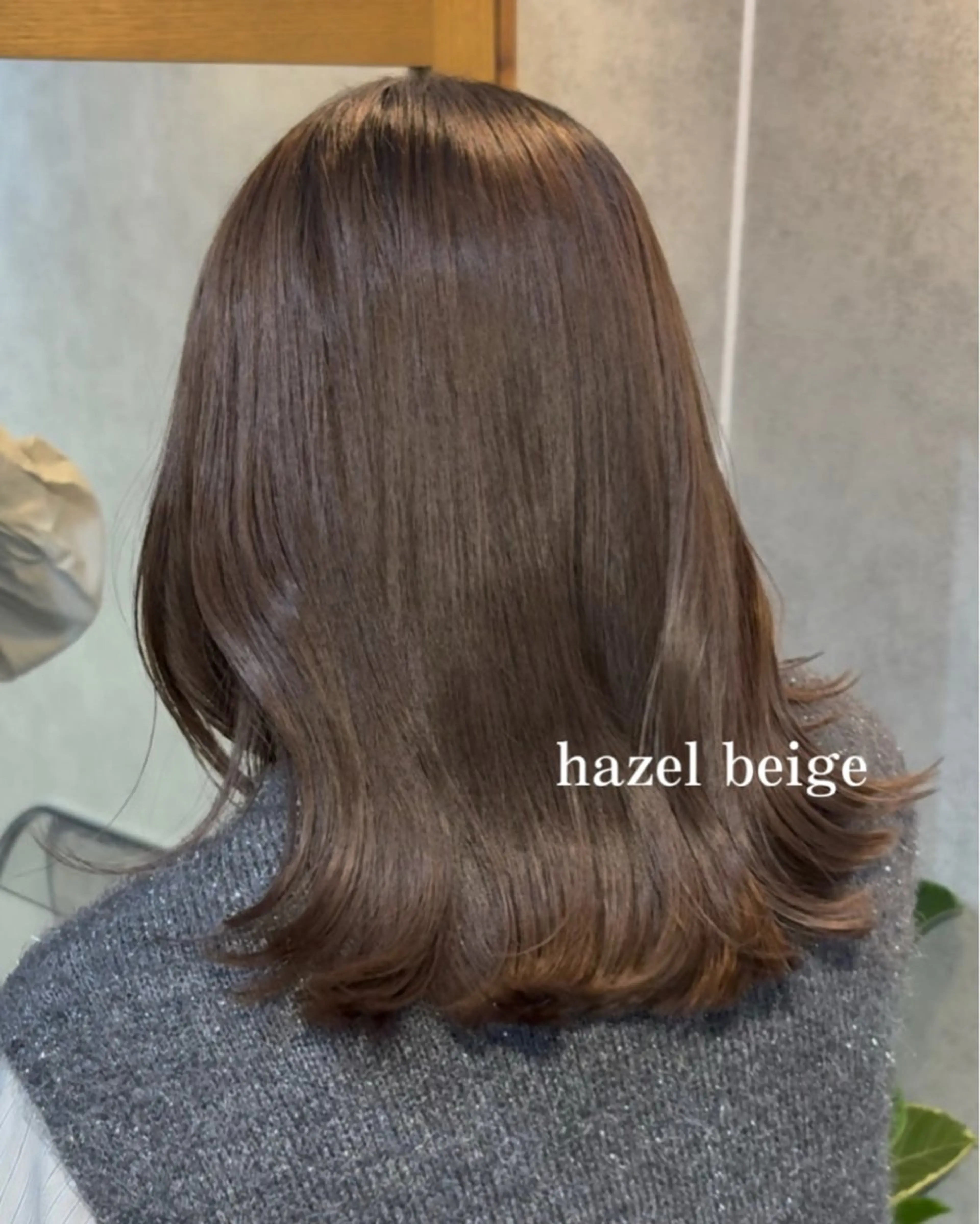 ミディアム カラー 赤みオフの透明感職人 /ケア重視の美髪施術のヘアスタイル