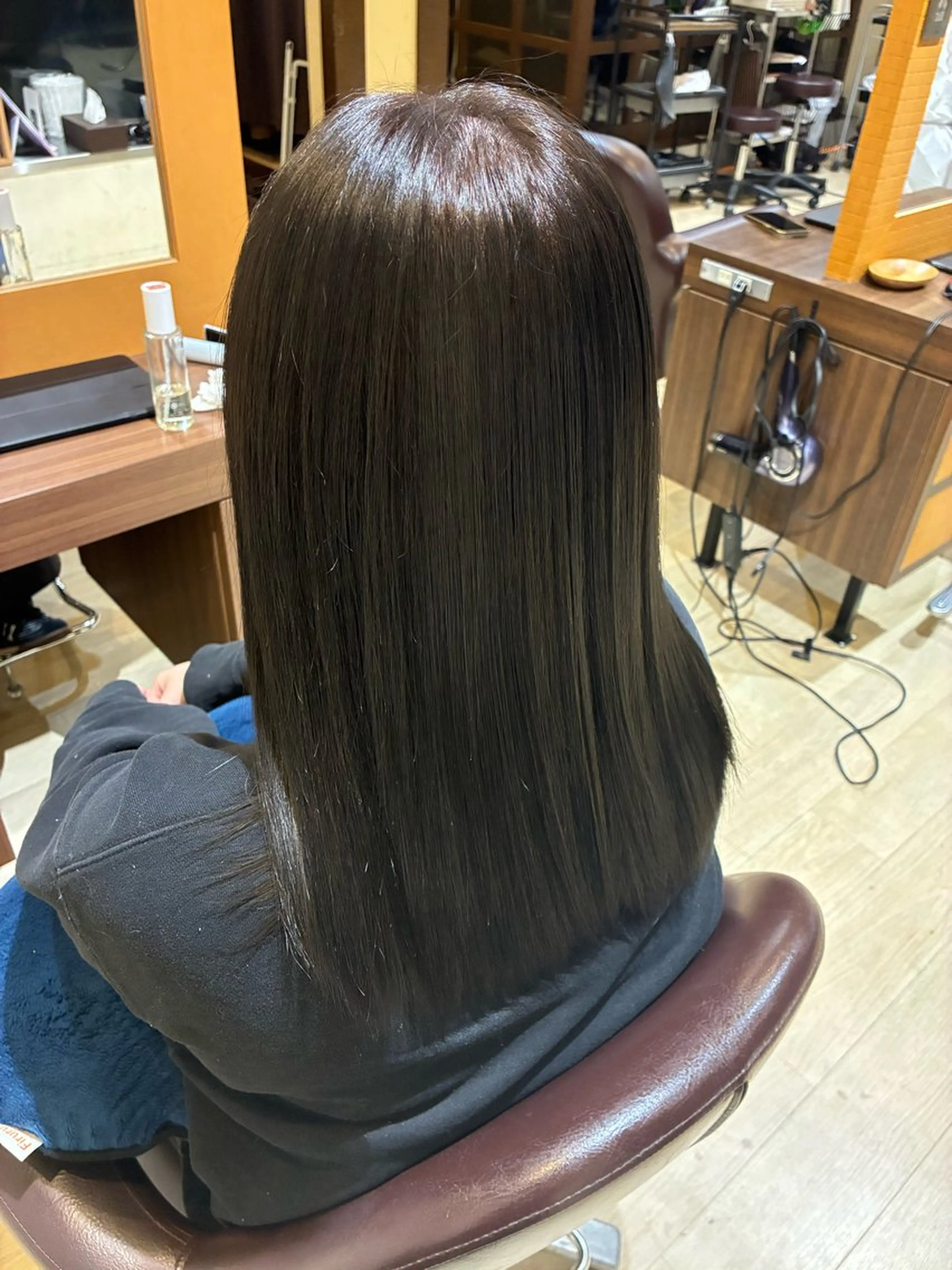 ミディアム ヘアカラー トリートメント Orque kazuneのヘアスタイル