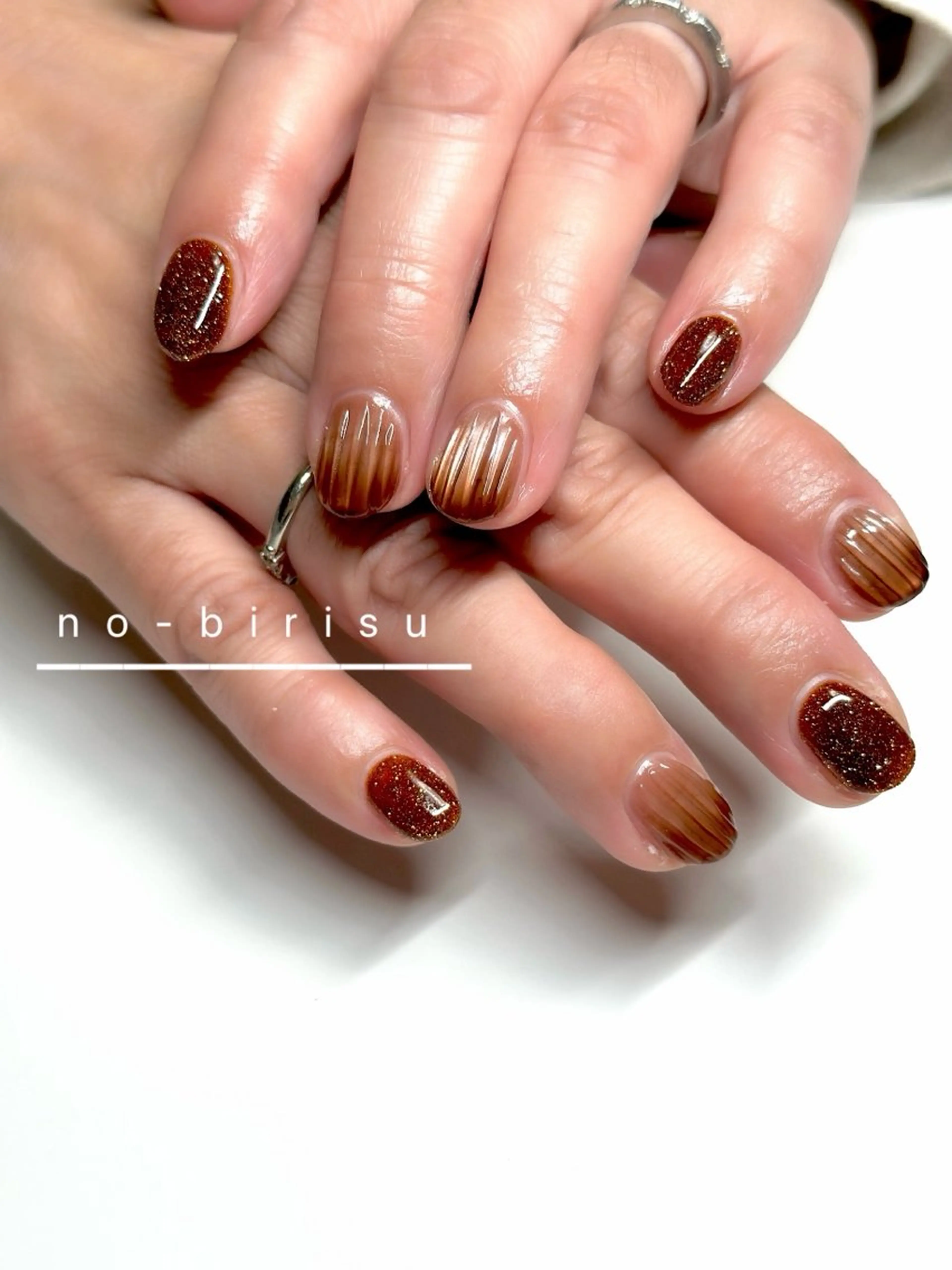 ショート ハンドネイル no-birisu nailのネイルデザイン