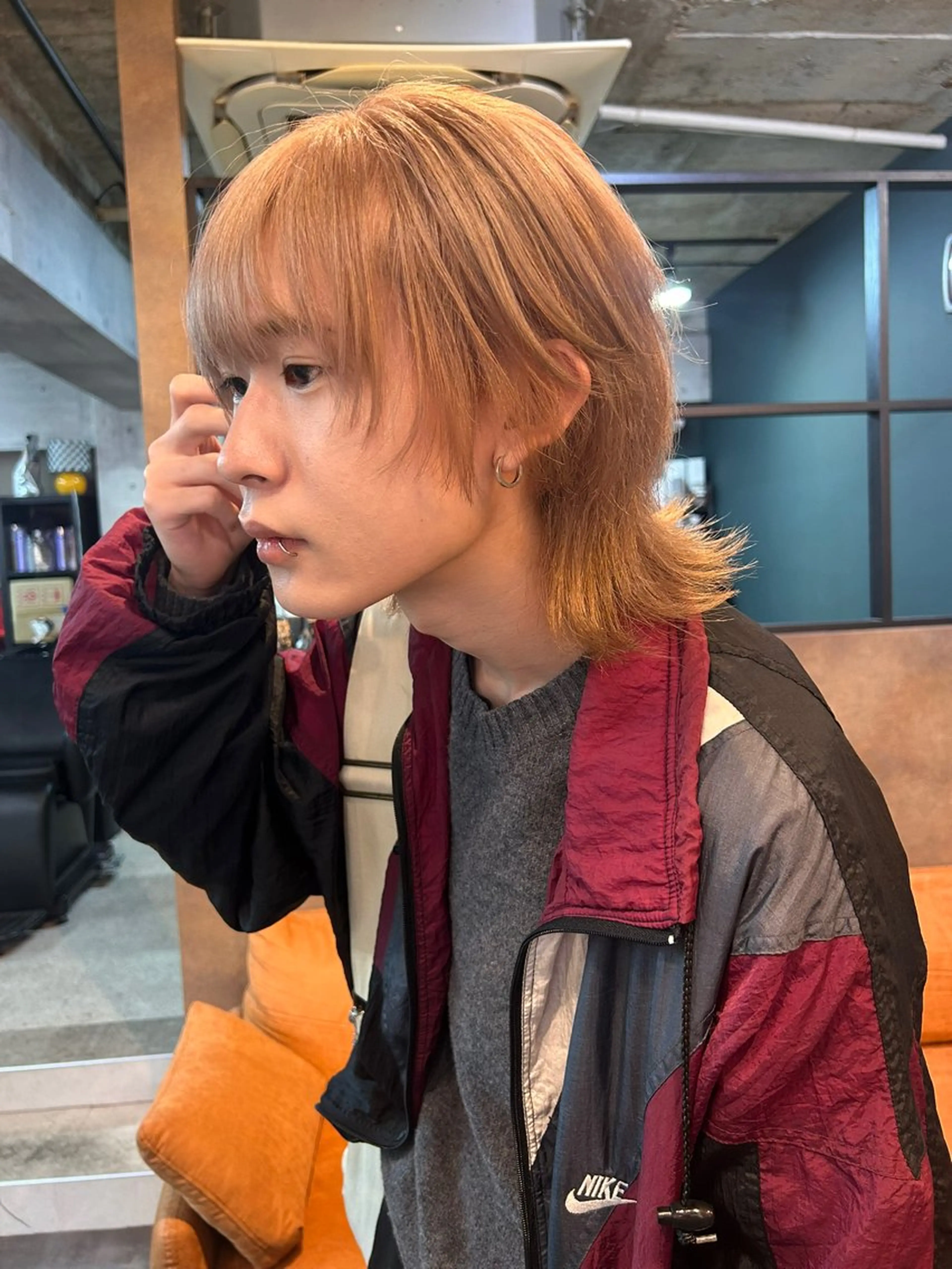 ミディアム カラー メンズ メンズブリーチ メンズウルフカット ベージュカラー ブリーチ レイヤーカット icon.hakata所属・kazuki iconのヘアスタイル