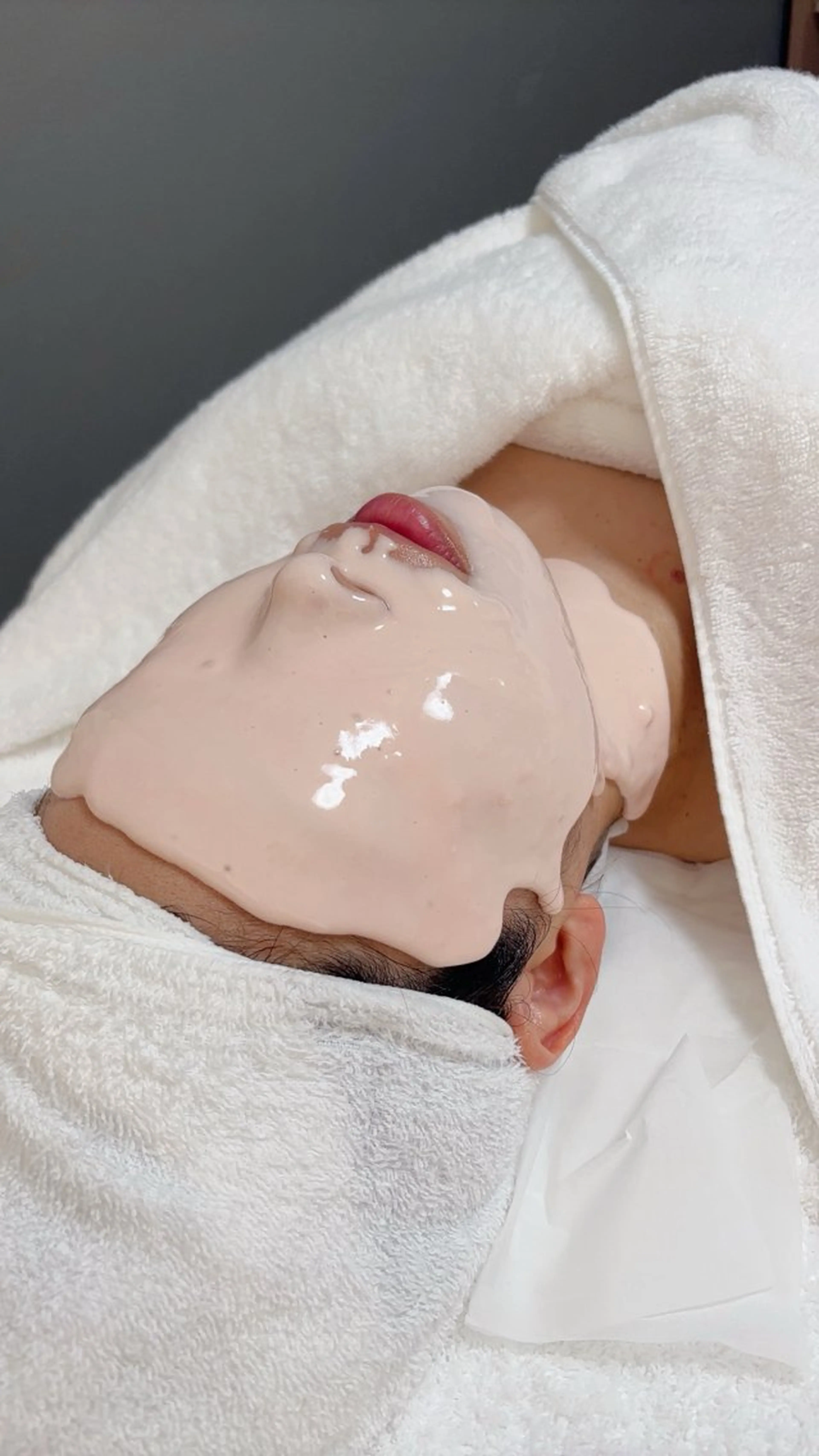 \ハリ•弾力UP⤴︎/コラーゲンの力でプルプル肌へ♡アドバンスコース+コラックスケアパック♡たるみ・しぼみ感が気になる方の写真