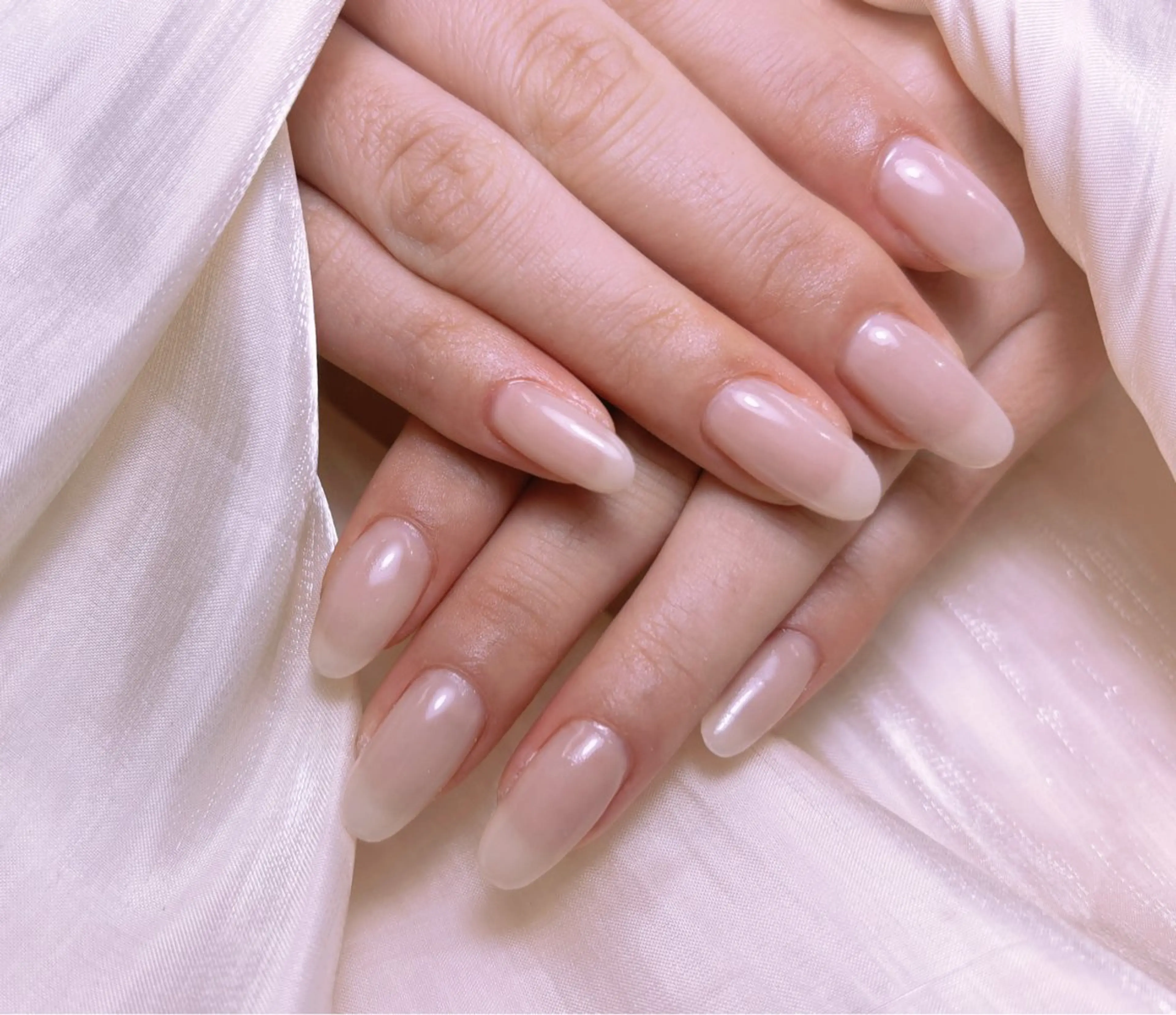 ネイル ハンドネイル キン グミのネイルデザイン