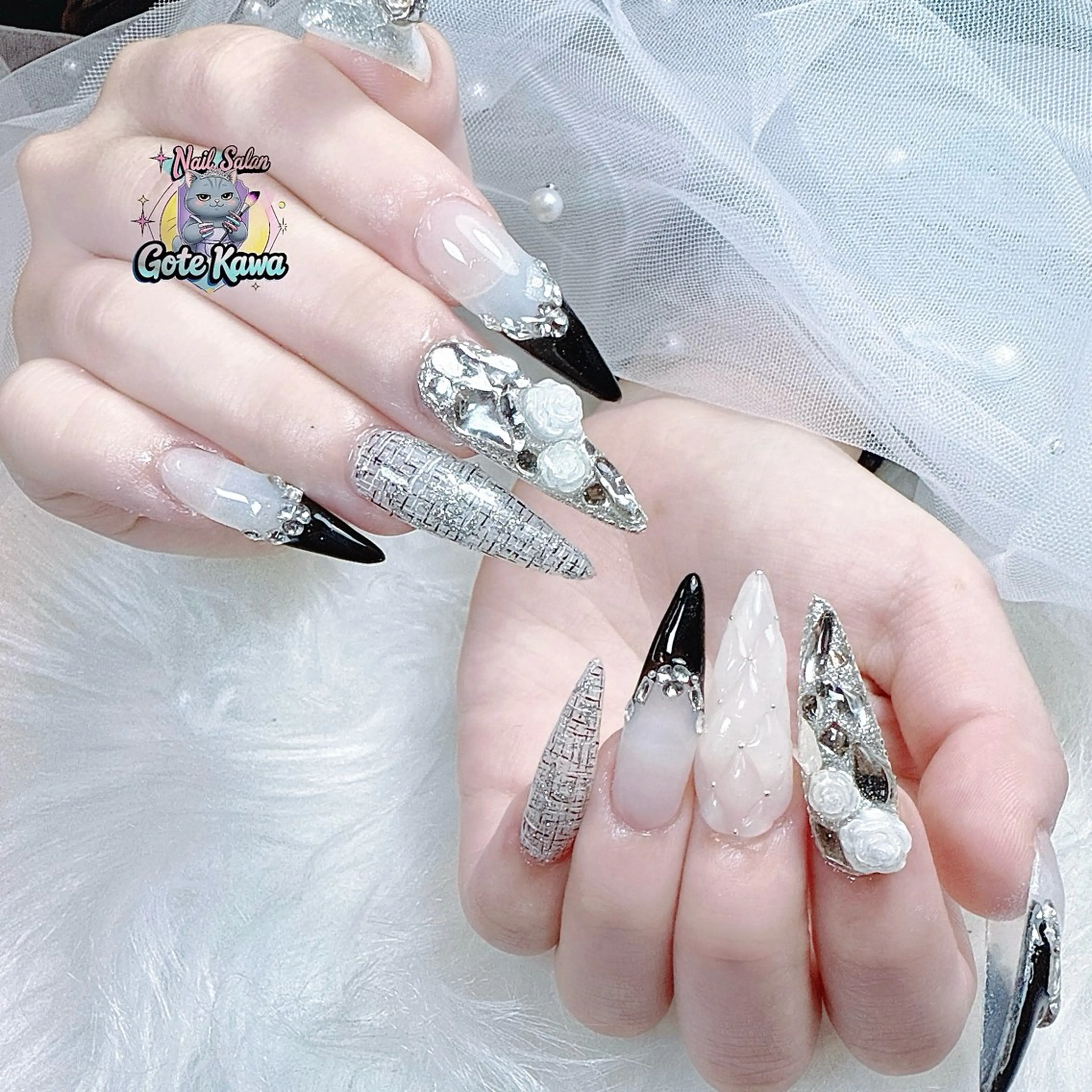 ネイル アートネイル 長さ出し キラキラネイル ピンク リボン ハンドネイル ハンドケア GOTE KAWA Nail Salon(ゴテかわ)所属・Gote Kawa nail salonのネイルデザイン