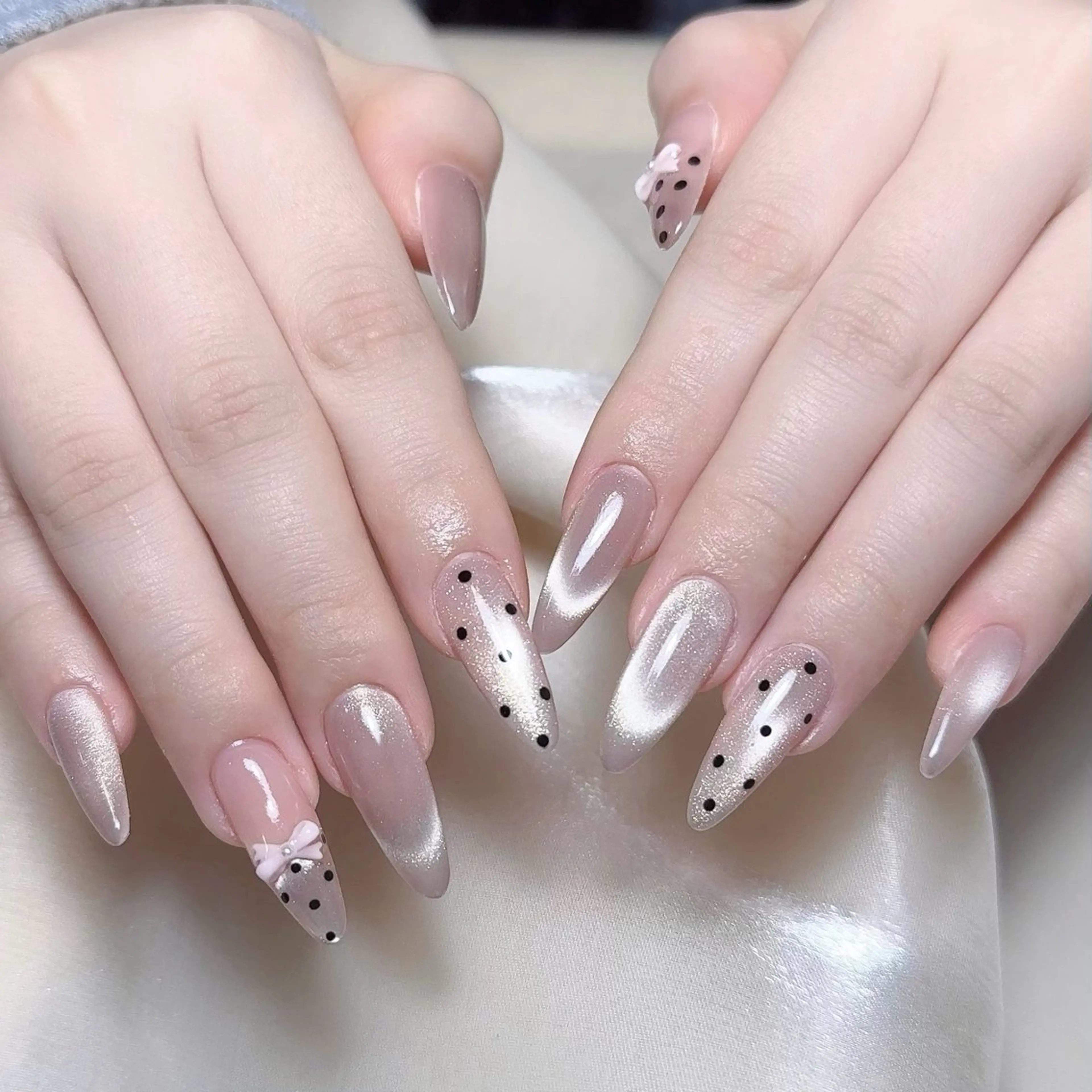 メンズ ネイル メンズ韓国風 アートネイル オーロラネイル ガーリー キラキラネイル ハンドネイル Nail salon 木にいるのネイルデザイン