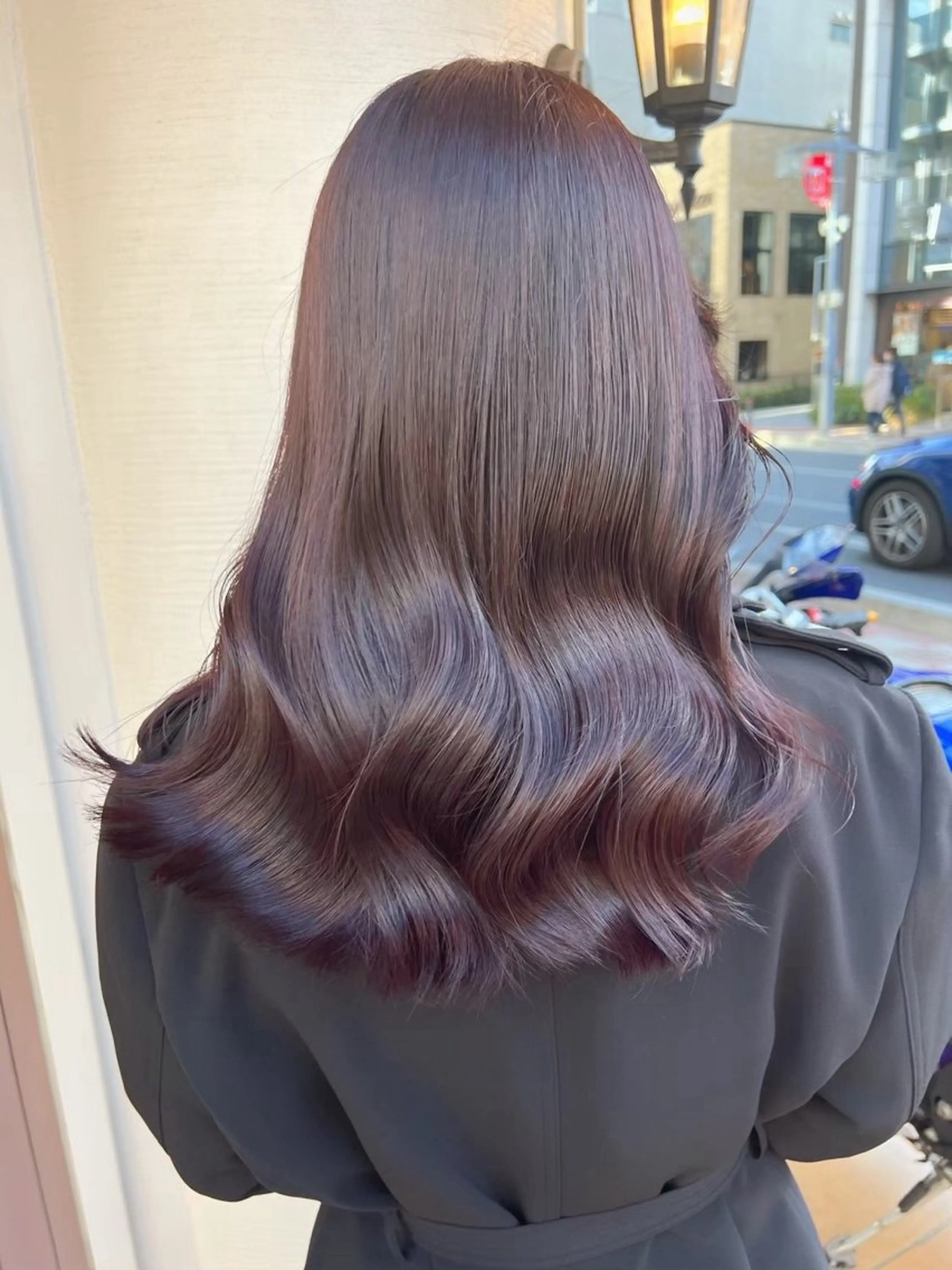 ミディアム カラー ブリーチ ブリーチなしカラー 三浦 栞のヘアスタイル