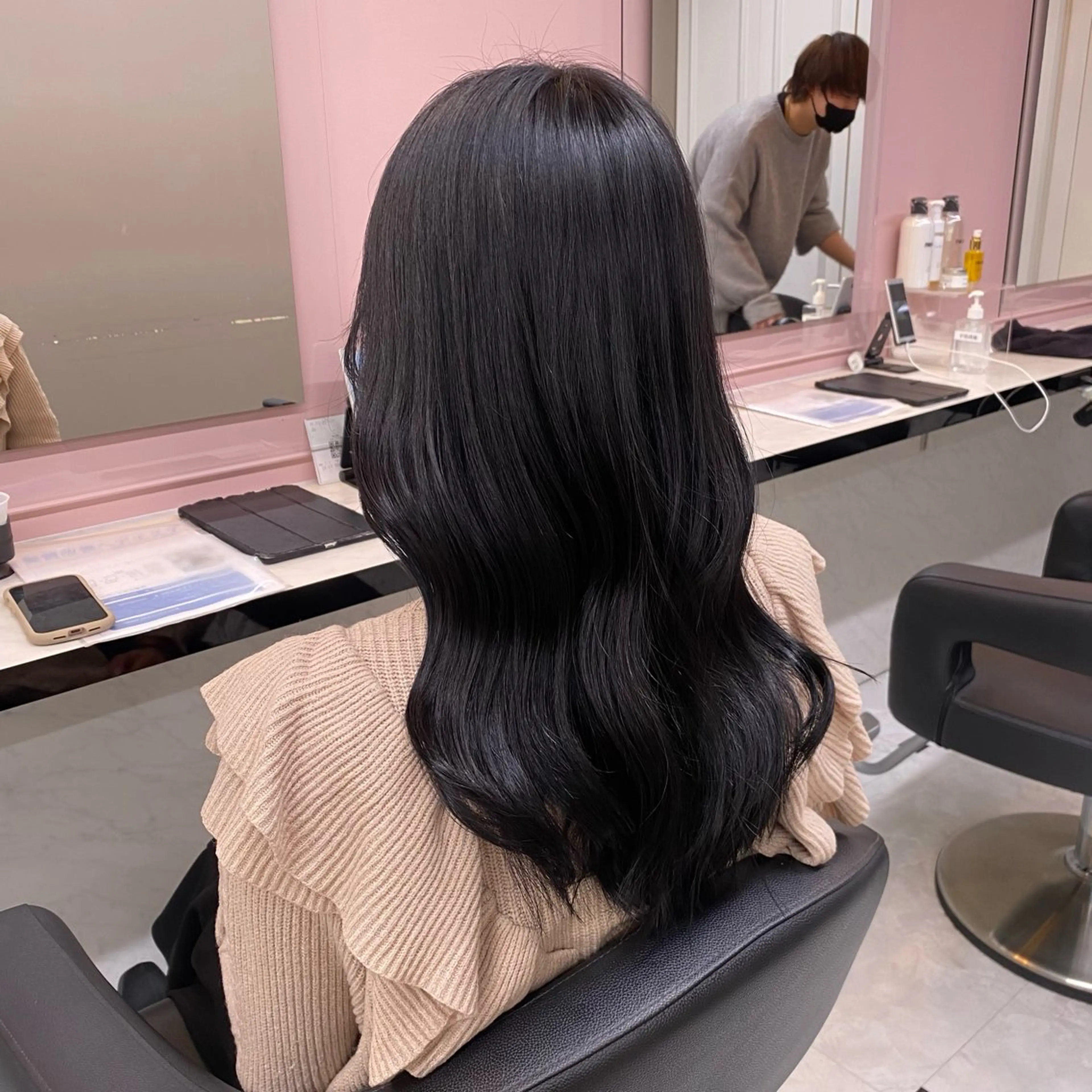 ミディアム カラー 透明感ベージュカラー 🪞上野🪞AIのヘアスタイル