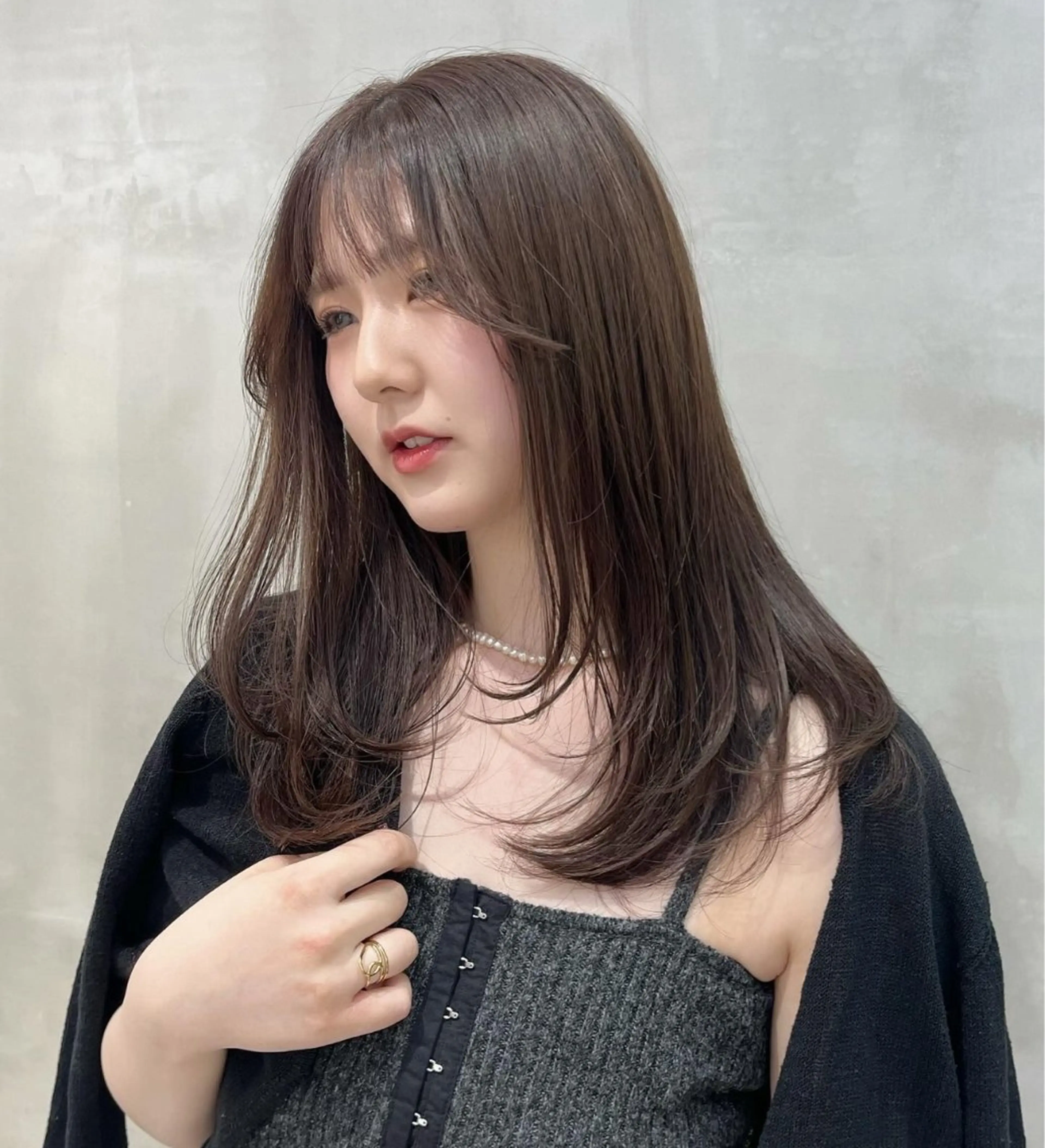 ロング カラー ベージュカラー レイヤーカット カット ヘアカラー トリートメント ナツミ/透明感カラー /酸性ストレートのヘアスタイル