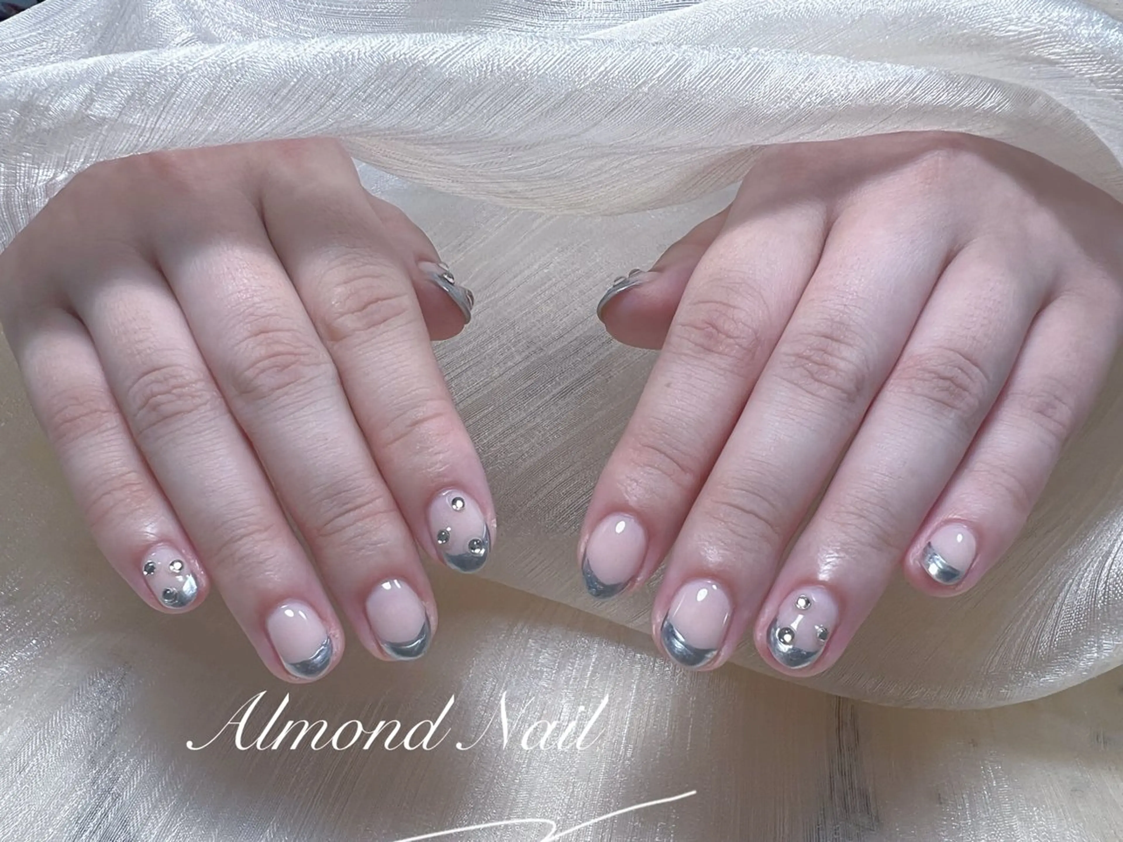 ネイル ハンドネイル Almond Nail 亀戸のネイルデザイン