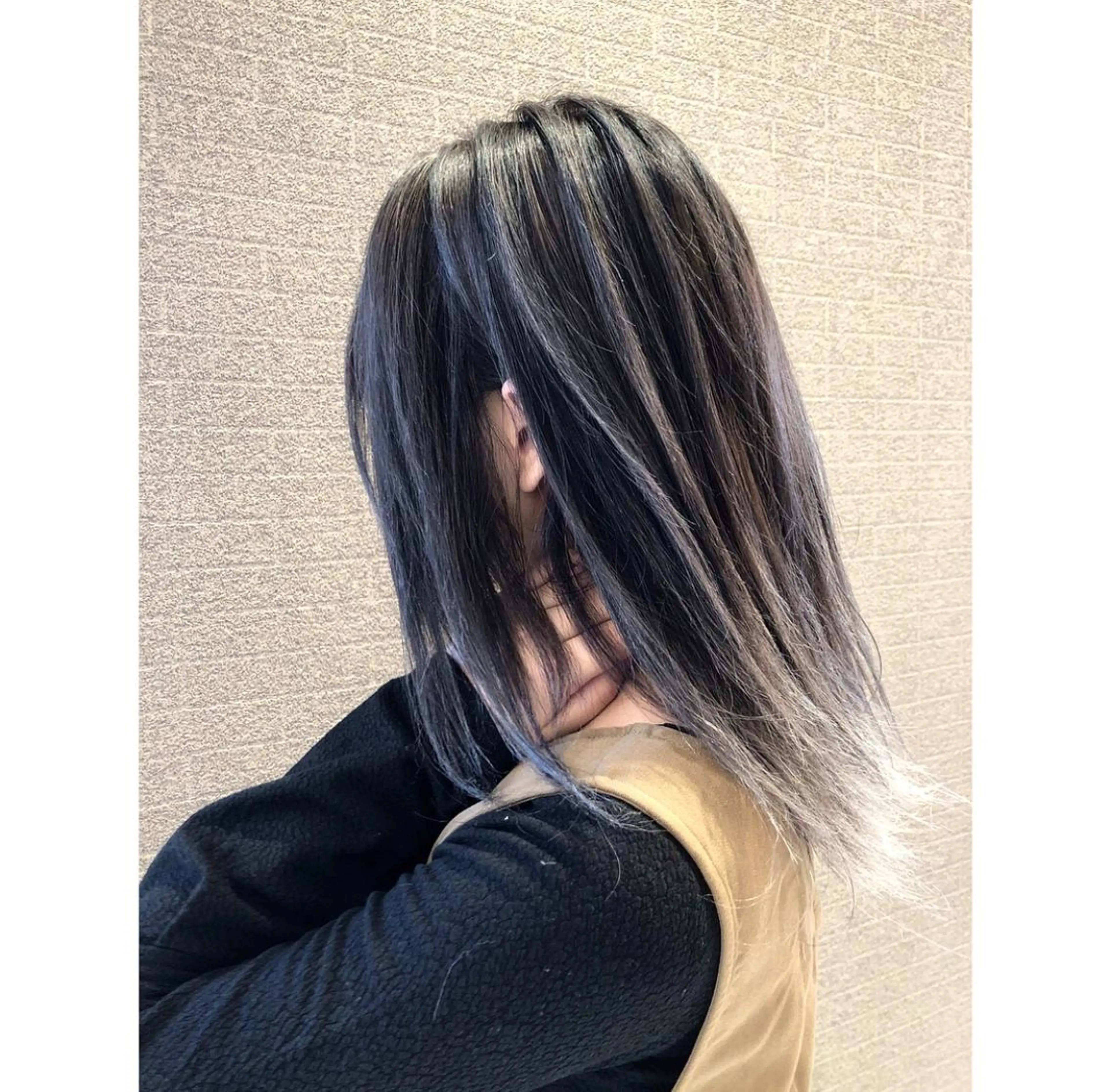 ミディアム カラー ヘアアレンジ バレイヤージュ デザインカラー グラデーションカラー ハイライトカラー ハイトーンカラー アンドウ ユウ/ レイヤーカット/韓国のヘアスタイル