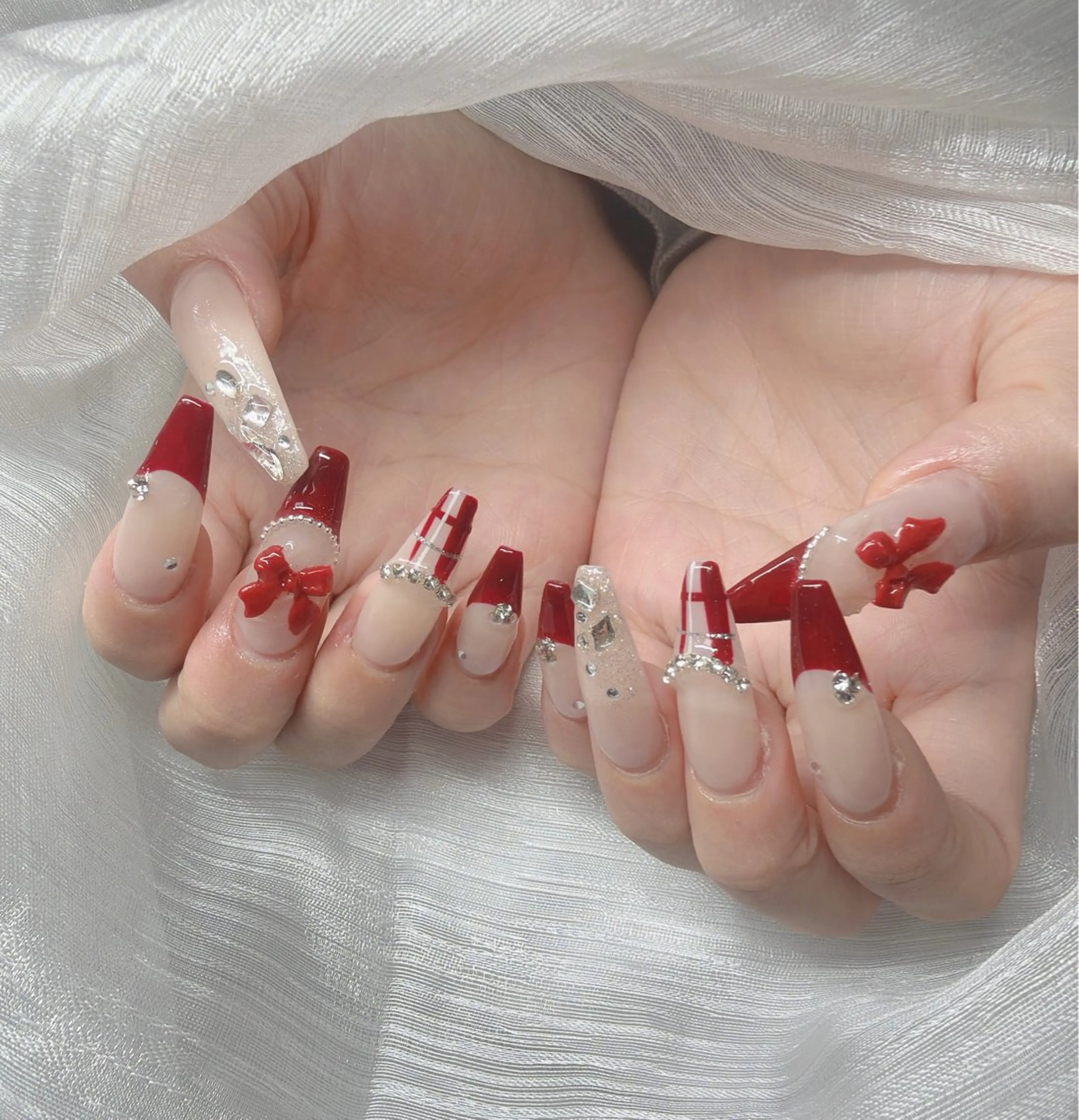 ネイル ハンドネイル Lee Nailsのネイルデザイン