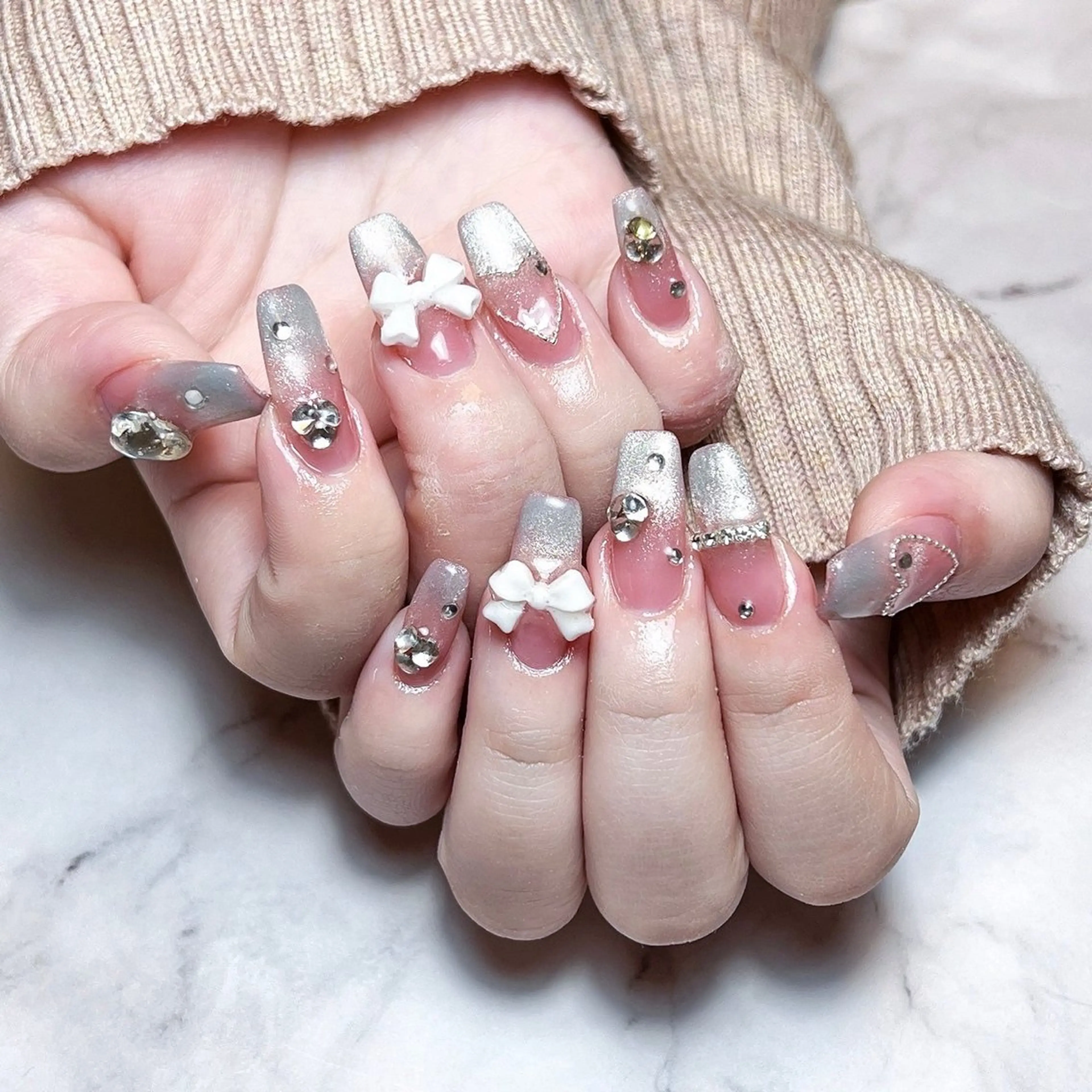 ネイル ☁️Yun nail Rin☁️のネイルデザイン