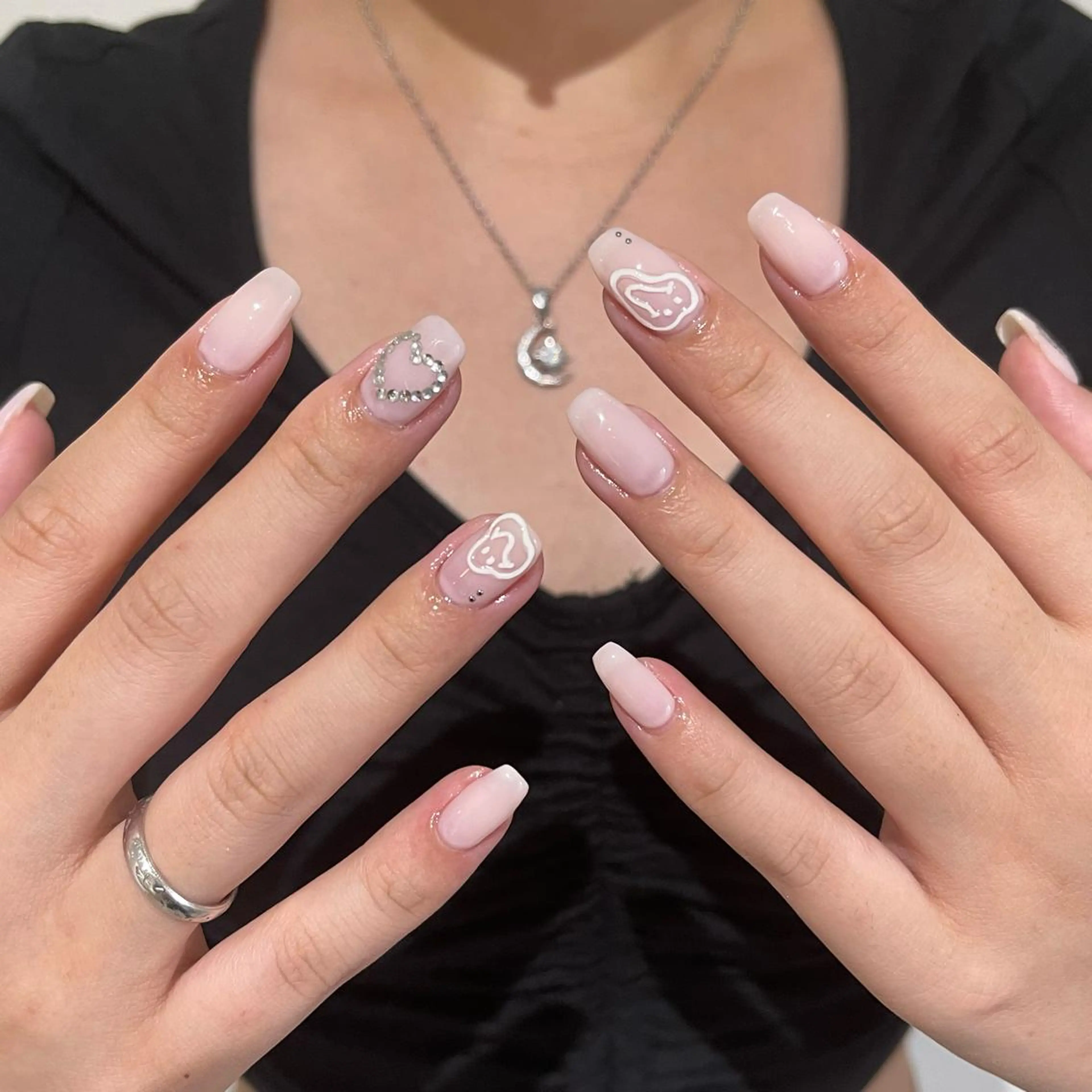 ネイル 8113 海外/y2k/韓国のネイルデザイン