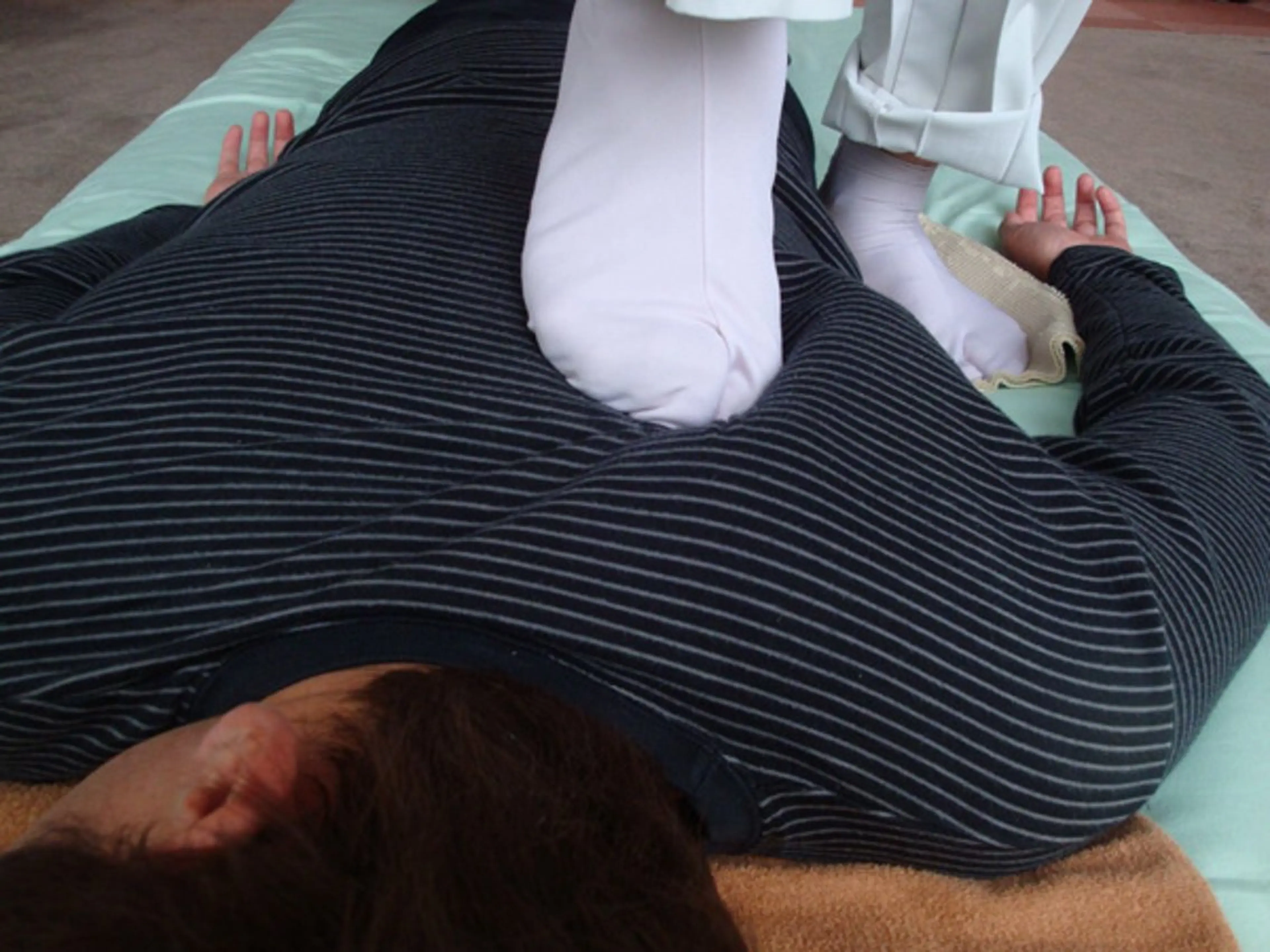 〈オープン９年目キャンペーン〉【本格足圧マッサージ［足ふみ］】全身踏みほぐし180分コース　¥17800➡︎¥11400の写真