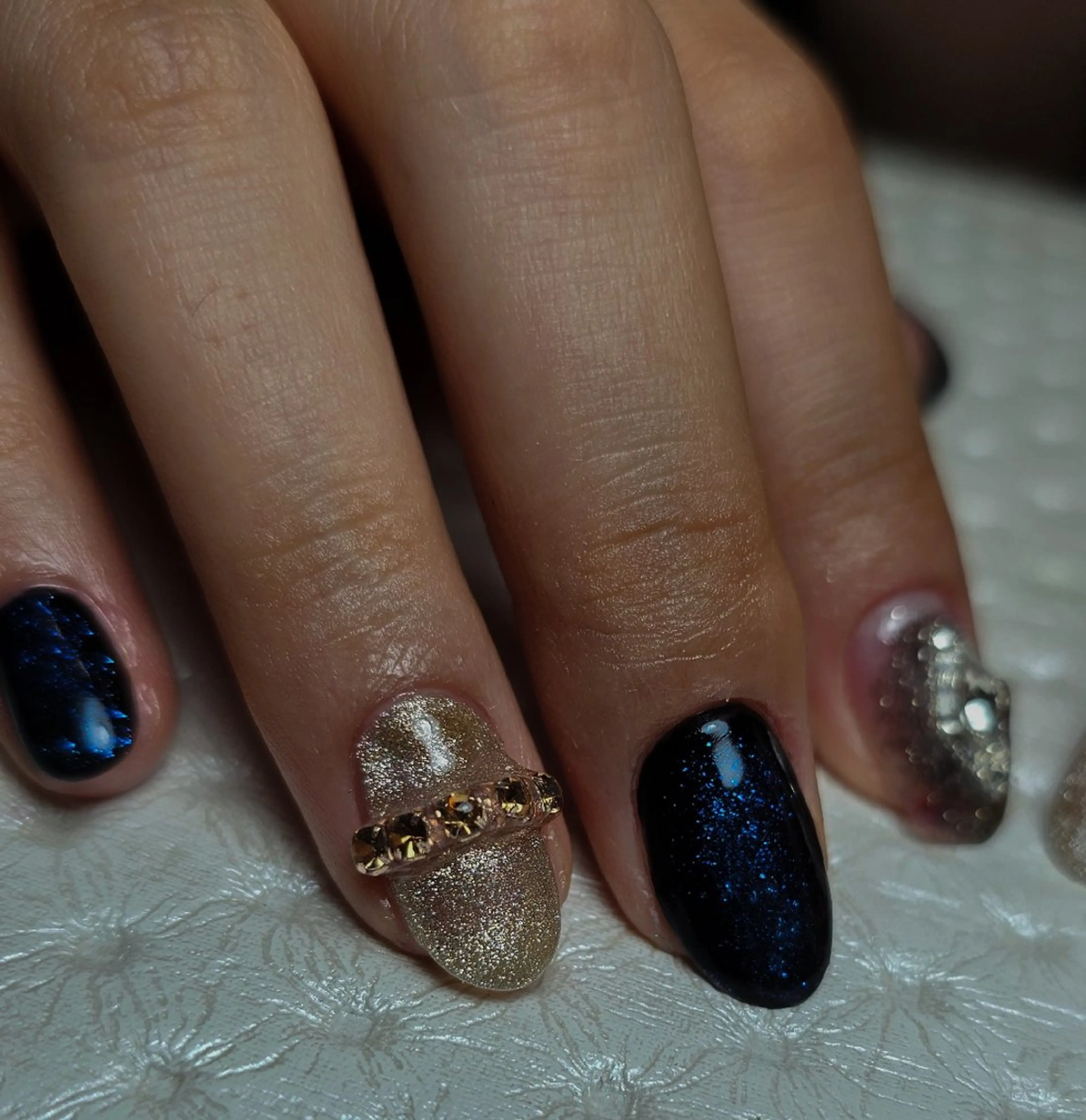 ネイル ハンドネイル ハンドケア アンドレア 名古屋のネイルデザイン