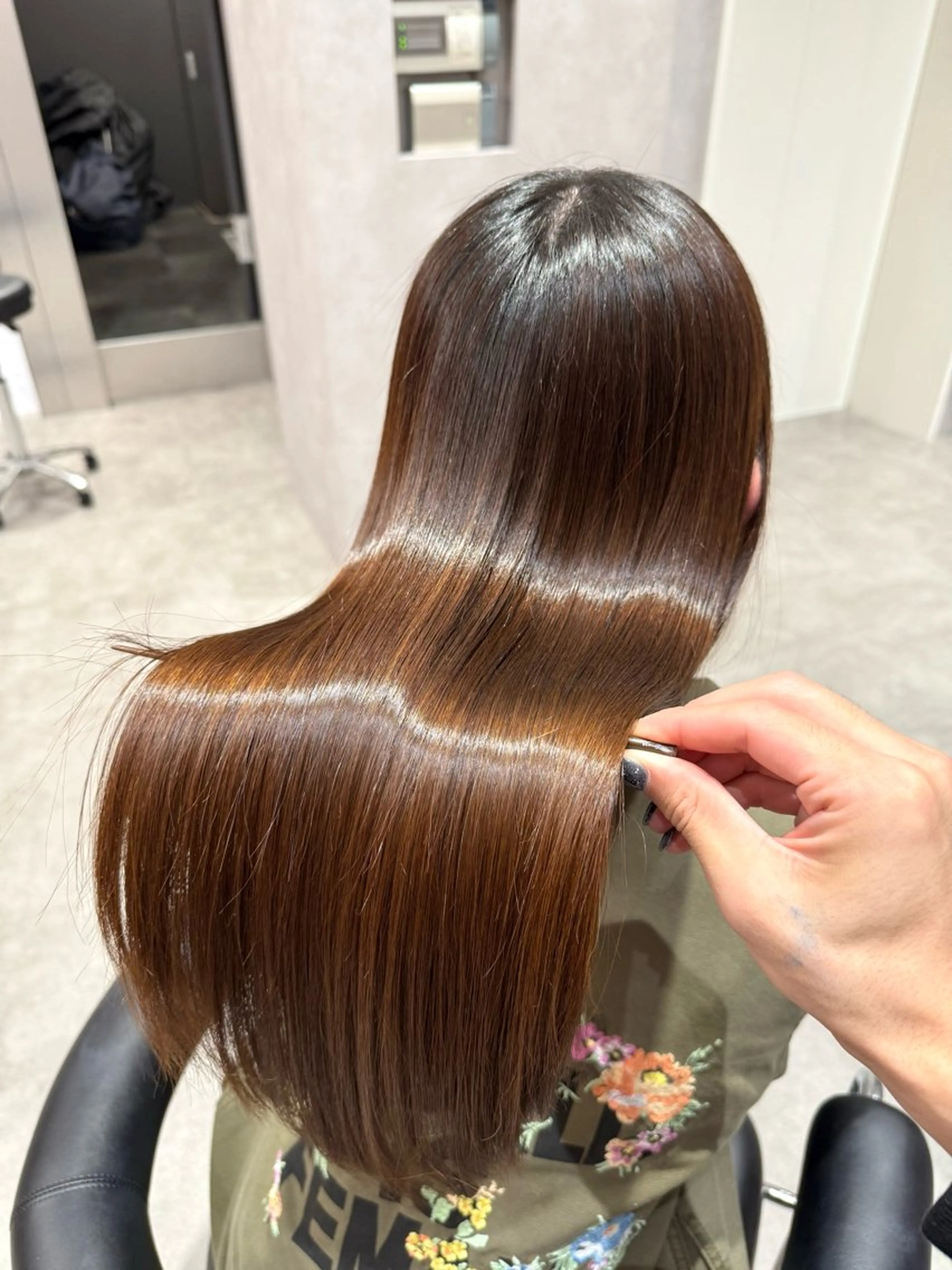 ロング カラー パーマ ヘアアレンジ 髪質改善 縮毛矯正 トリートメント ストレートパーマ 縮毛矯正 トリートメント salowin新宿East3階所属・艶美髪/髪質改善 /縮毛矯正/木元渓太のヘアスタイル