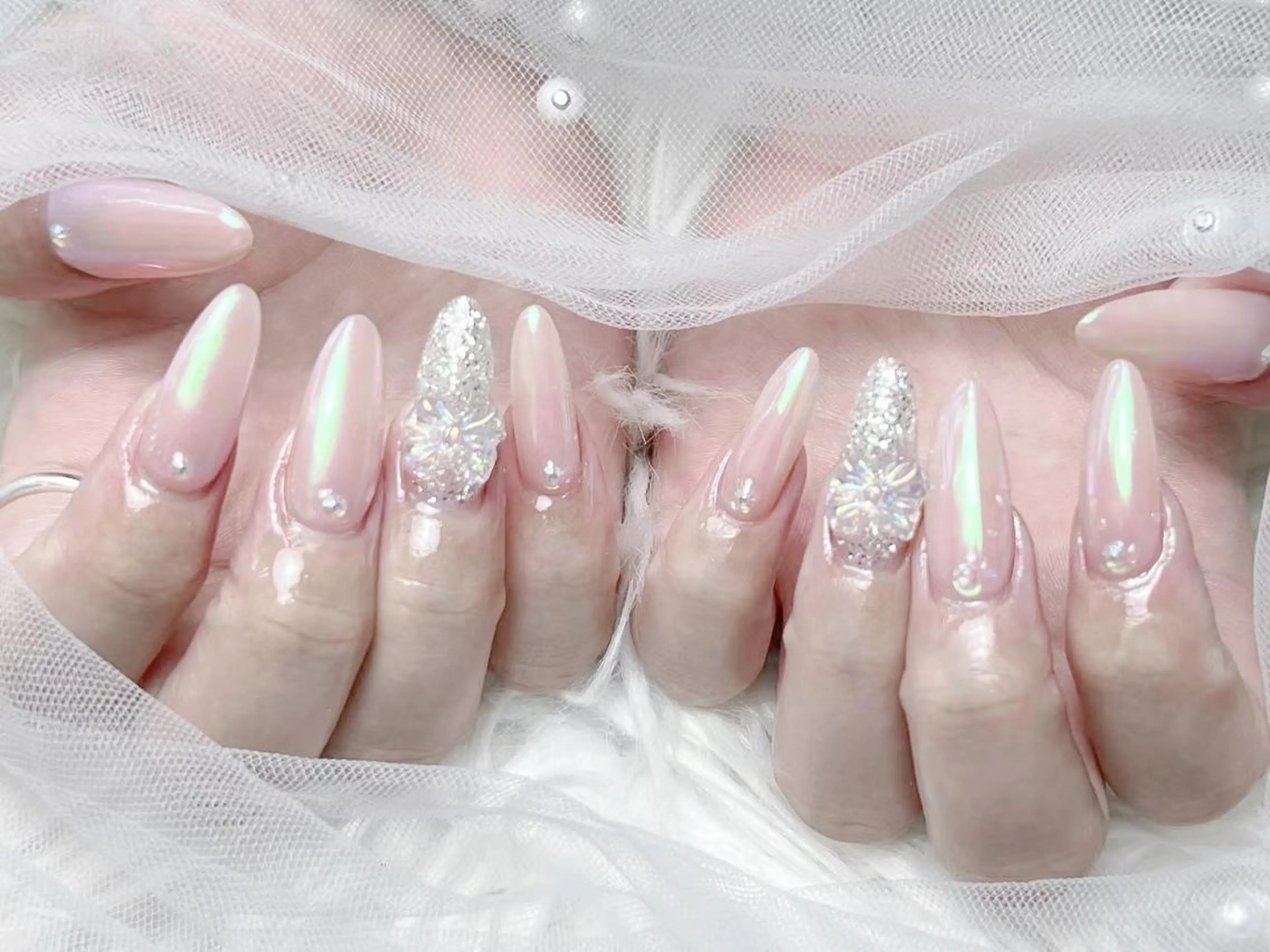 メンズ ネイル メンズ韓国風 アートネイル フレンチネイル ジェルネイル キラキラネイル Bloom kabukiのネイルデザイン