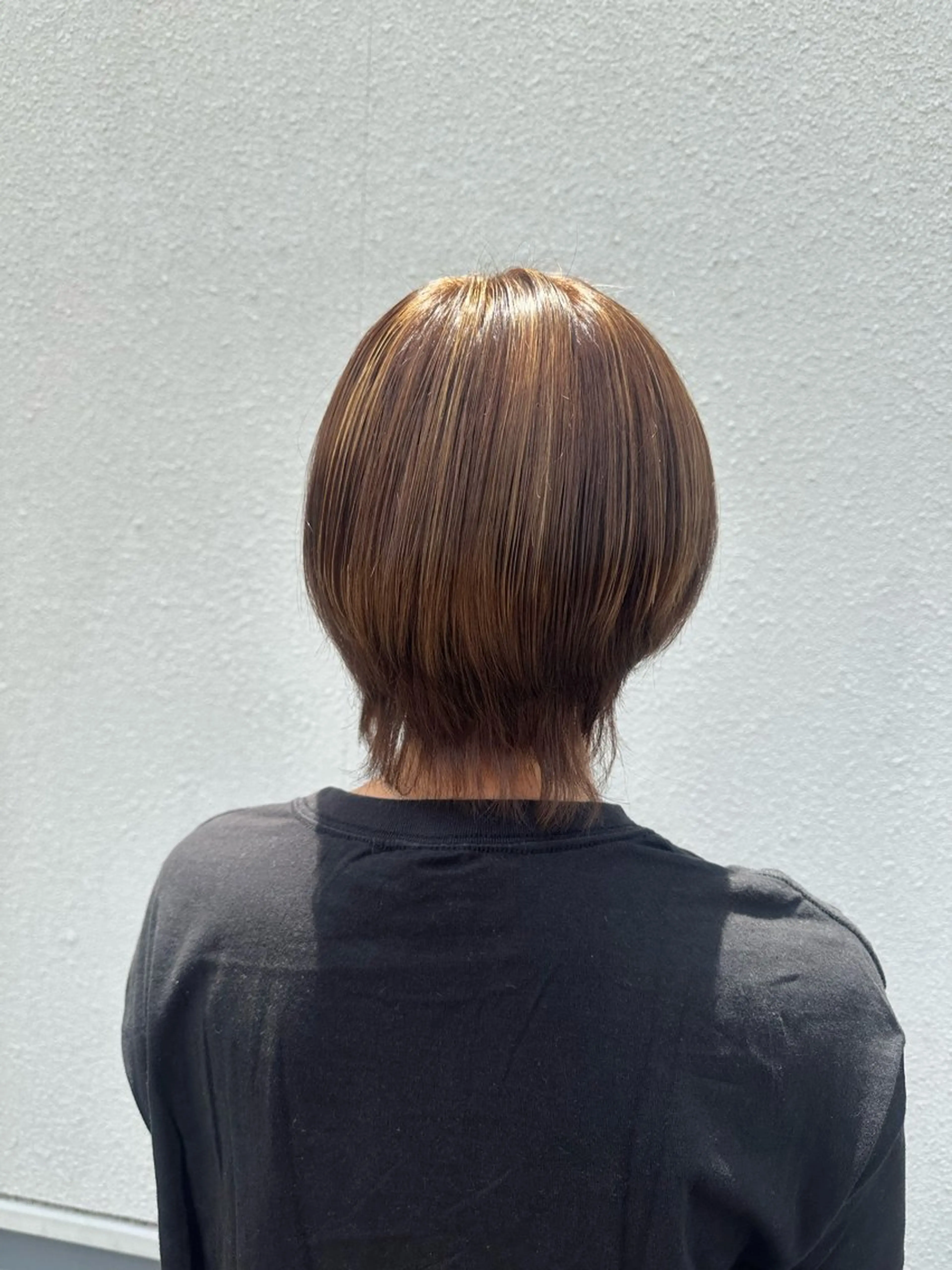 ショート カラー ハイライトカラー ハイライト ヘアカラー 安達 望のヘアスタイル