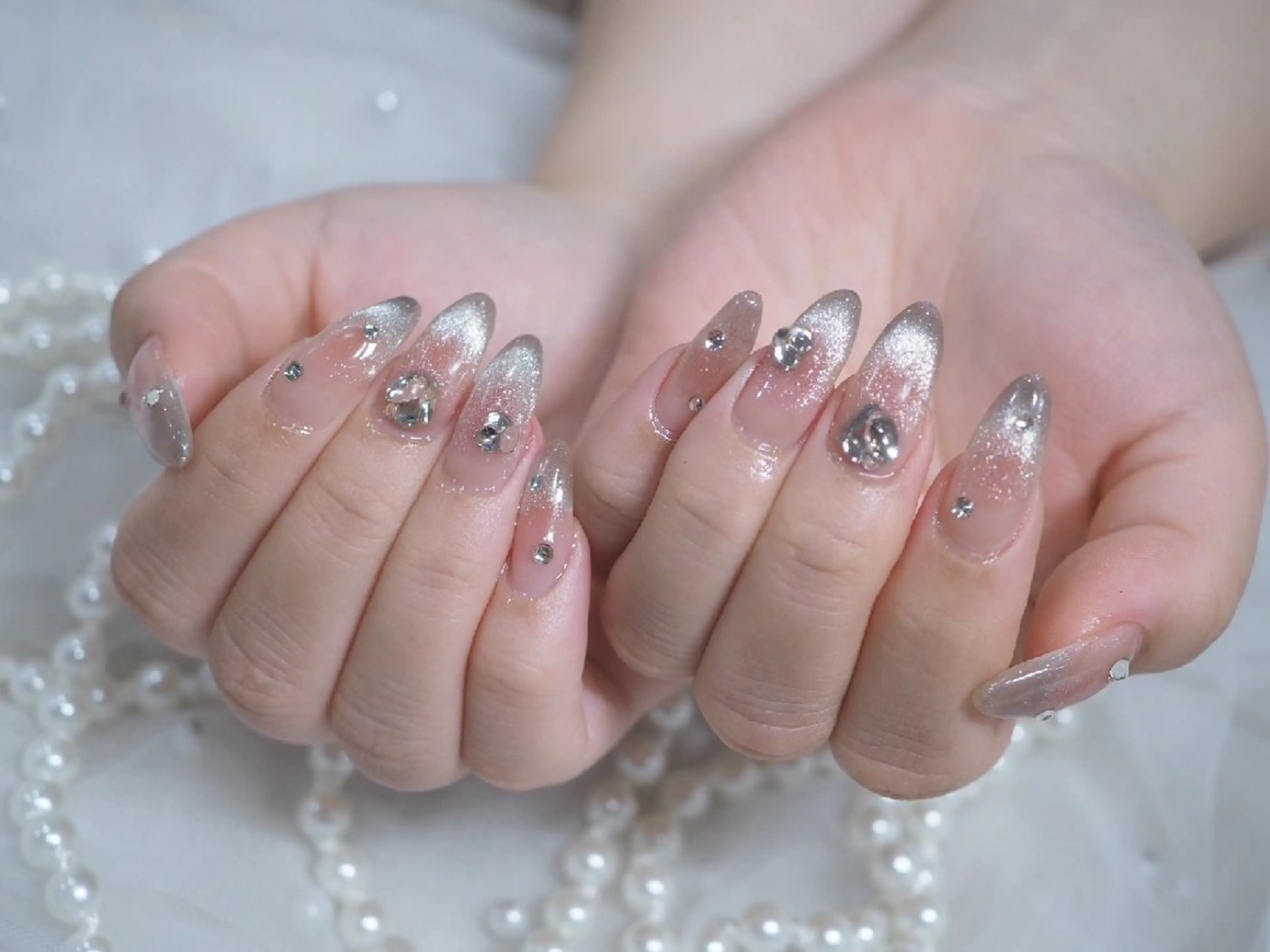 ミディアム ハンドネイル 岡林 優美のネイルデザイン