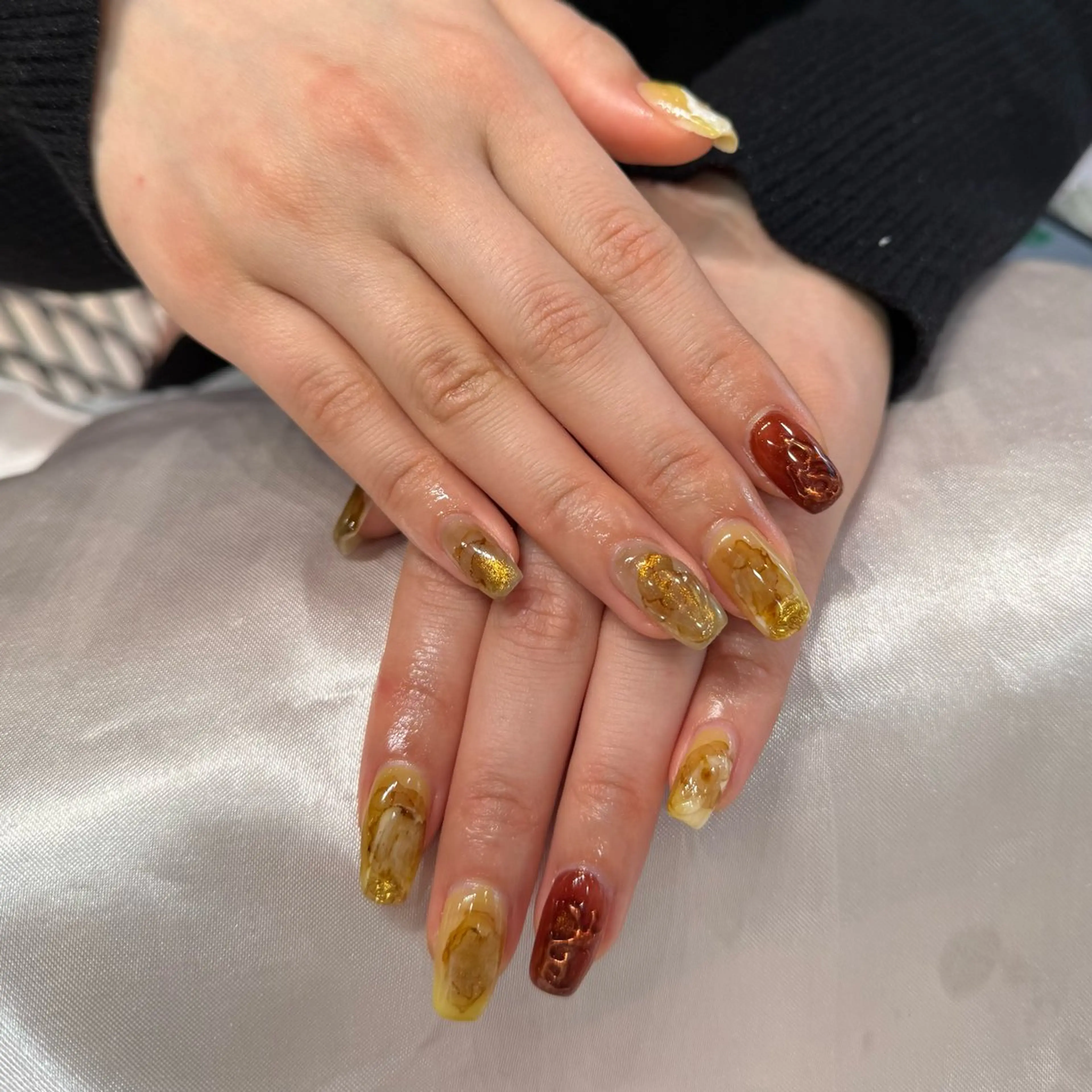 ネイル ハンドネイル Roy心斎橋 石川のネイルデザイン