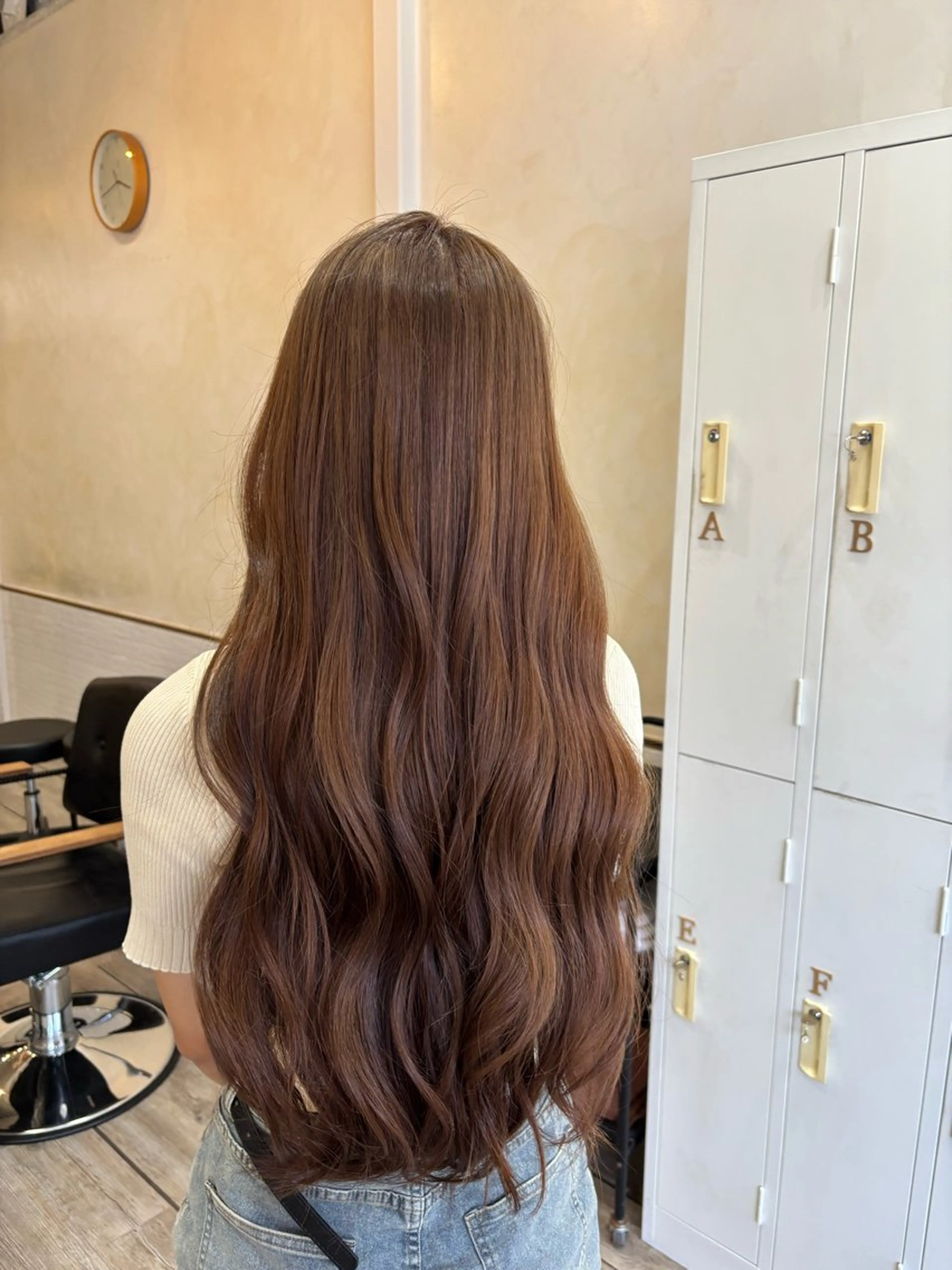 ロング カラー ベージュカラー ミルクティーベージュ 🧸京橋Wカラー ほそいけいこ🧸のヘアスタイル