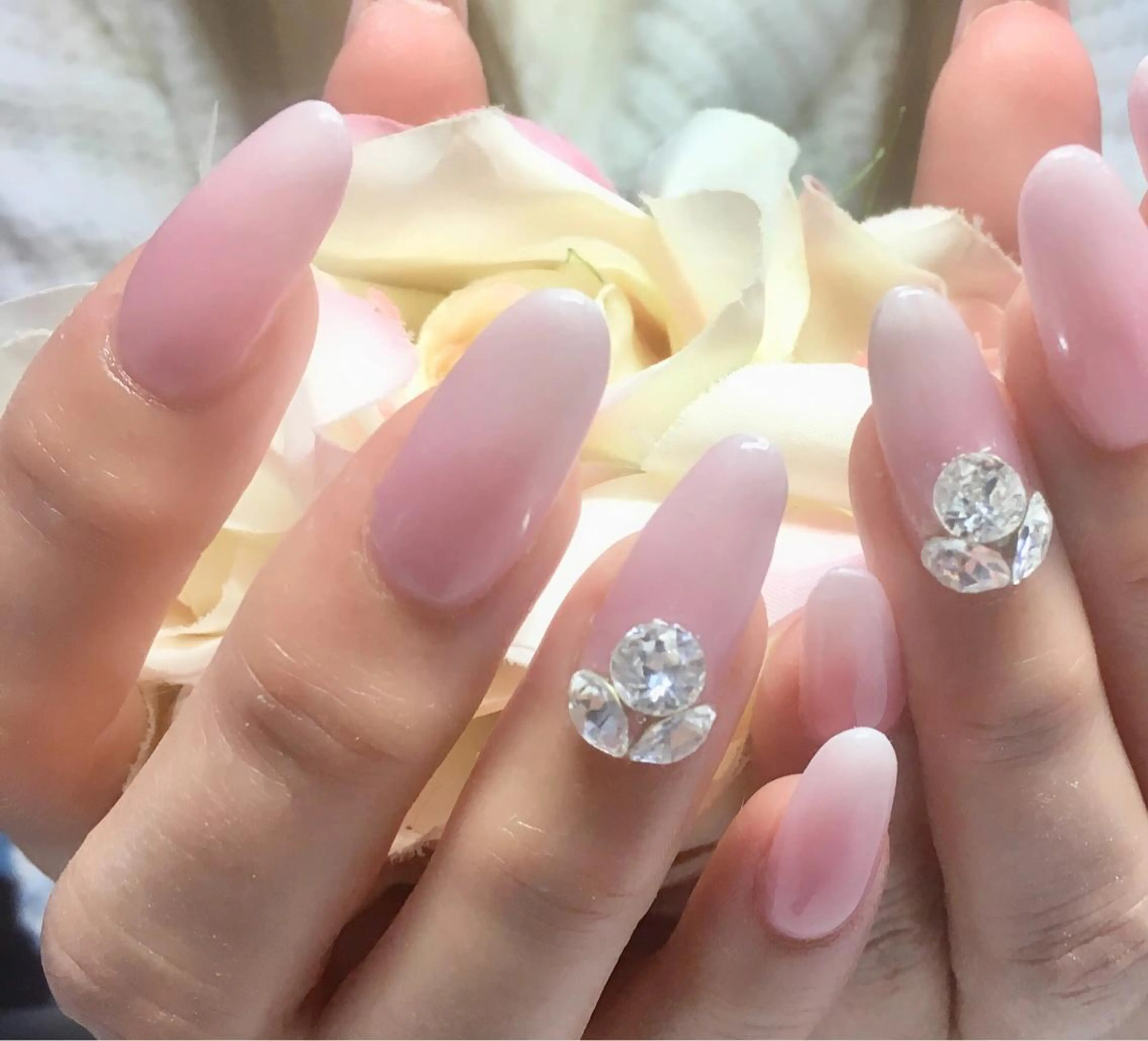 ネイル キラキラネイル シンプルネイル 野口 美樹のネイルデザイン