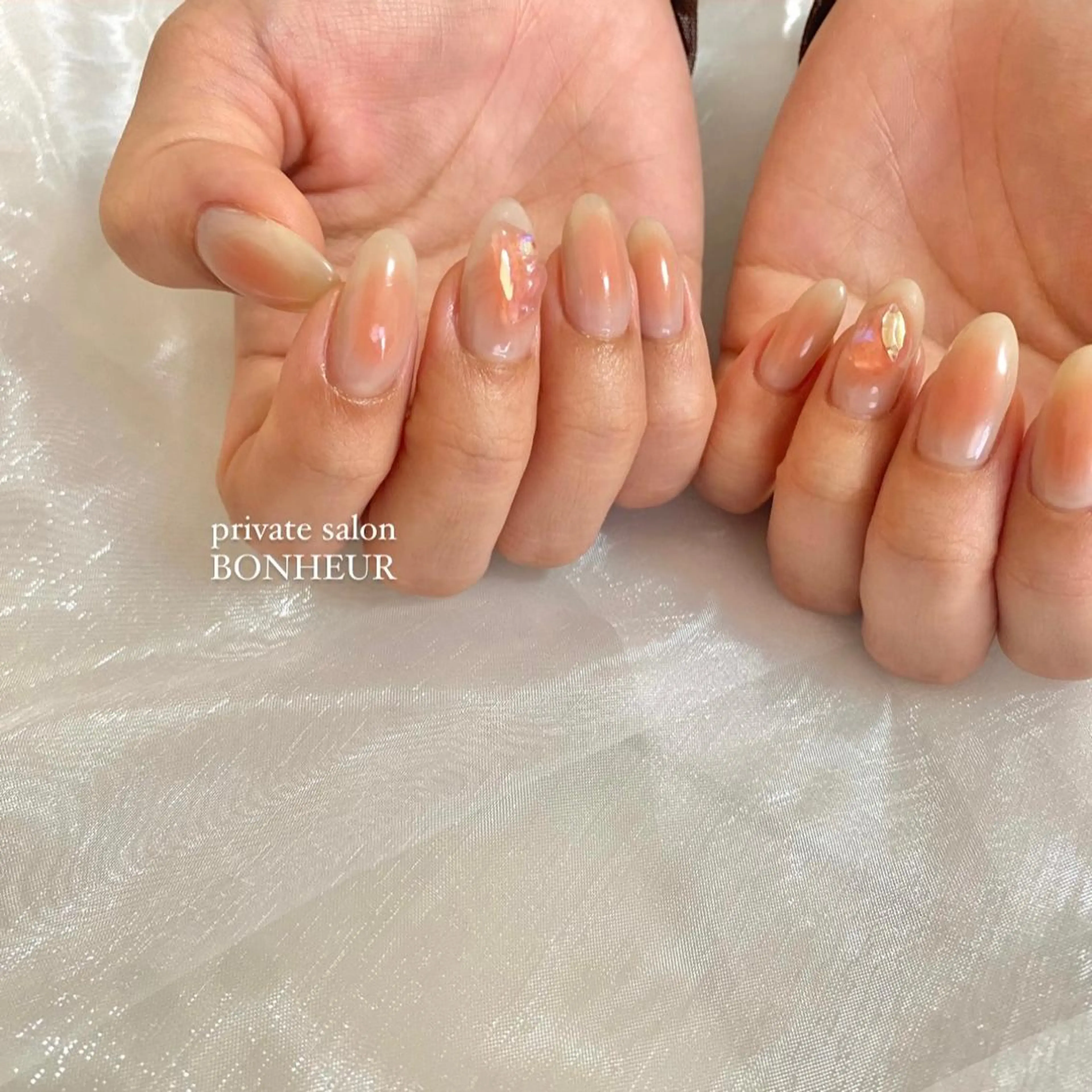 ネイル ハンドネイル BONHEUR Annaのネイルデザイン