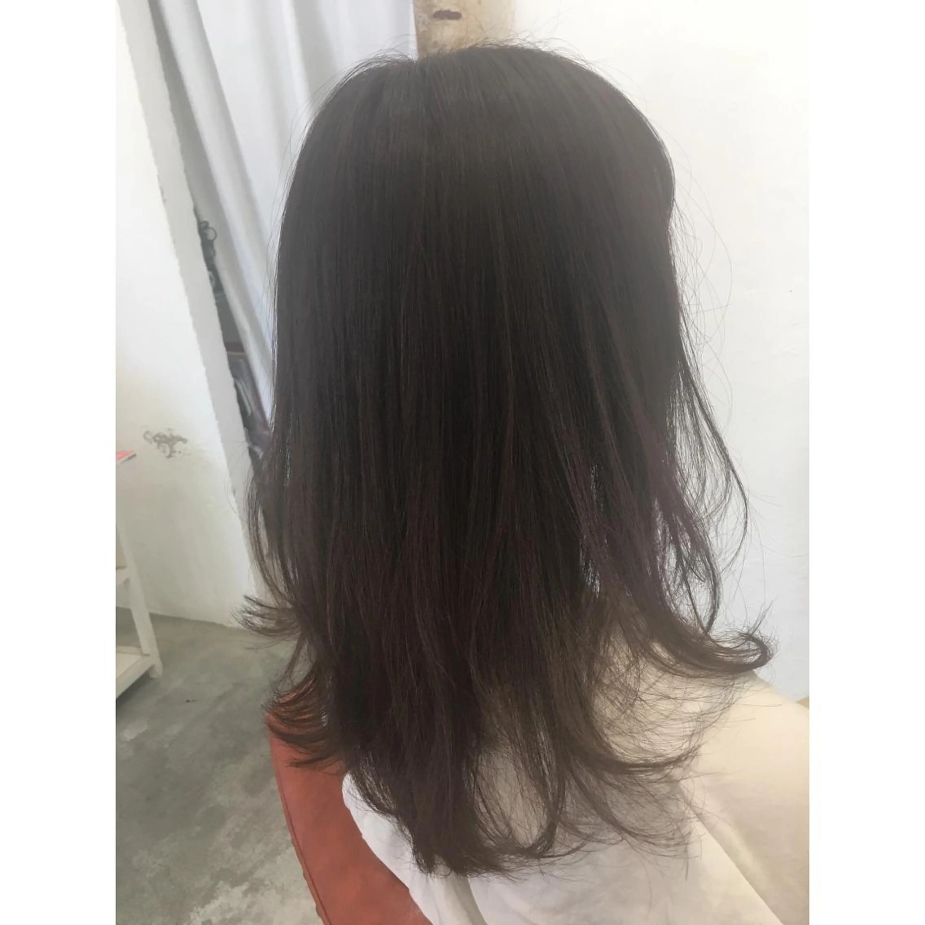 セミロング カラー カット ヘアカラー fio マナミのヘアスタイル