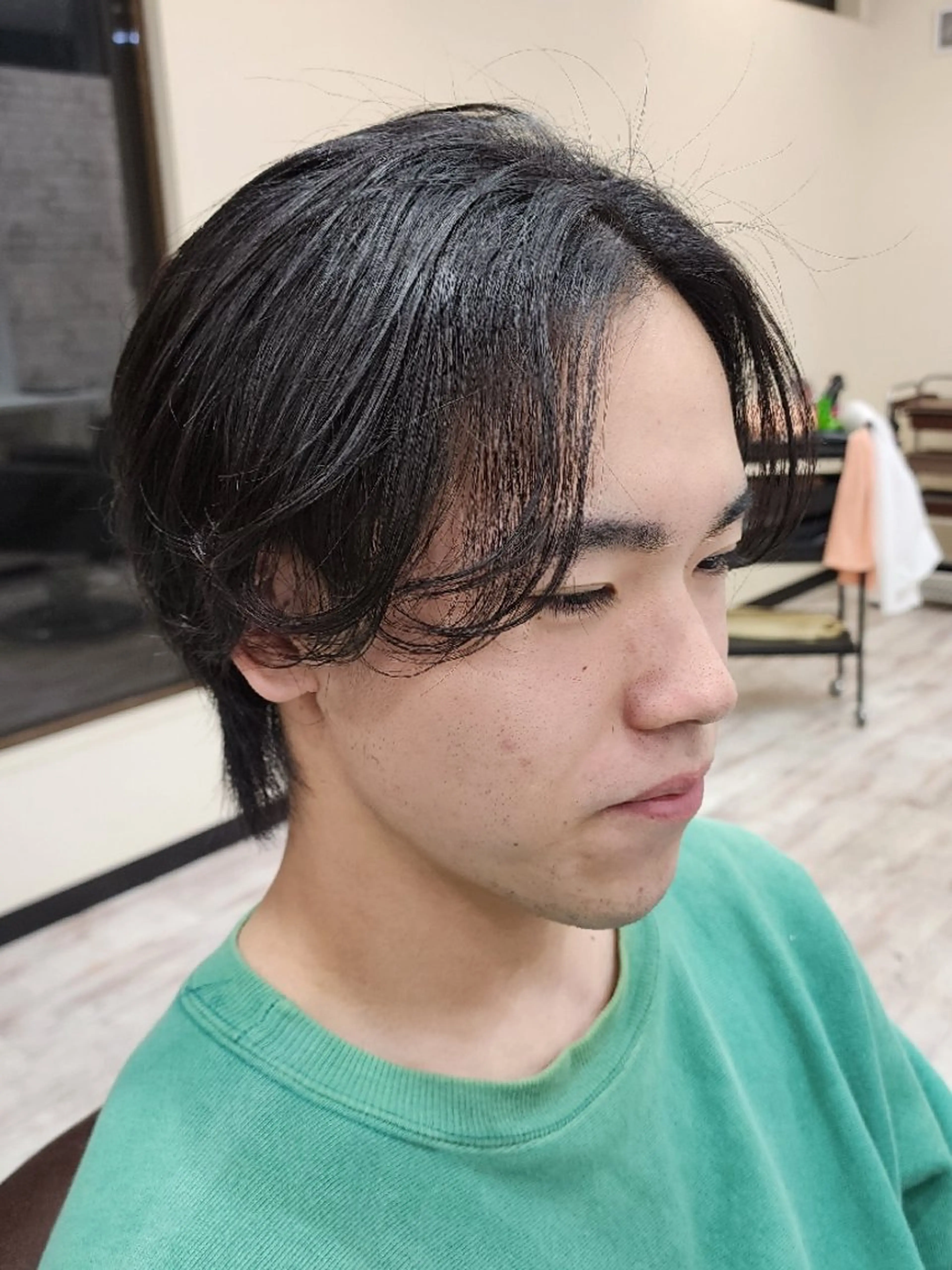 ミディアム メンズ 井上 栄治のヘアスタイル