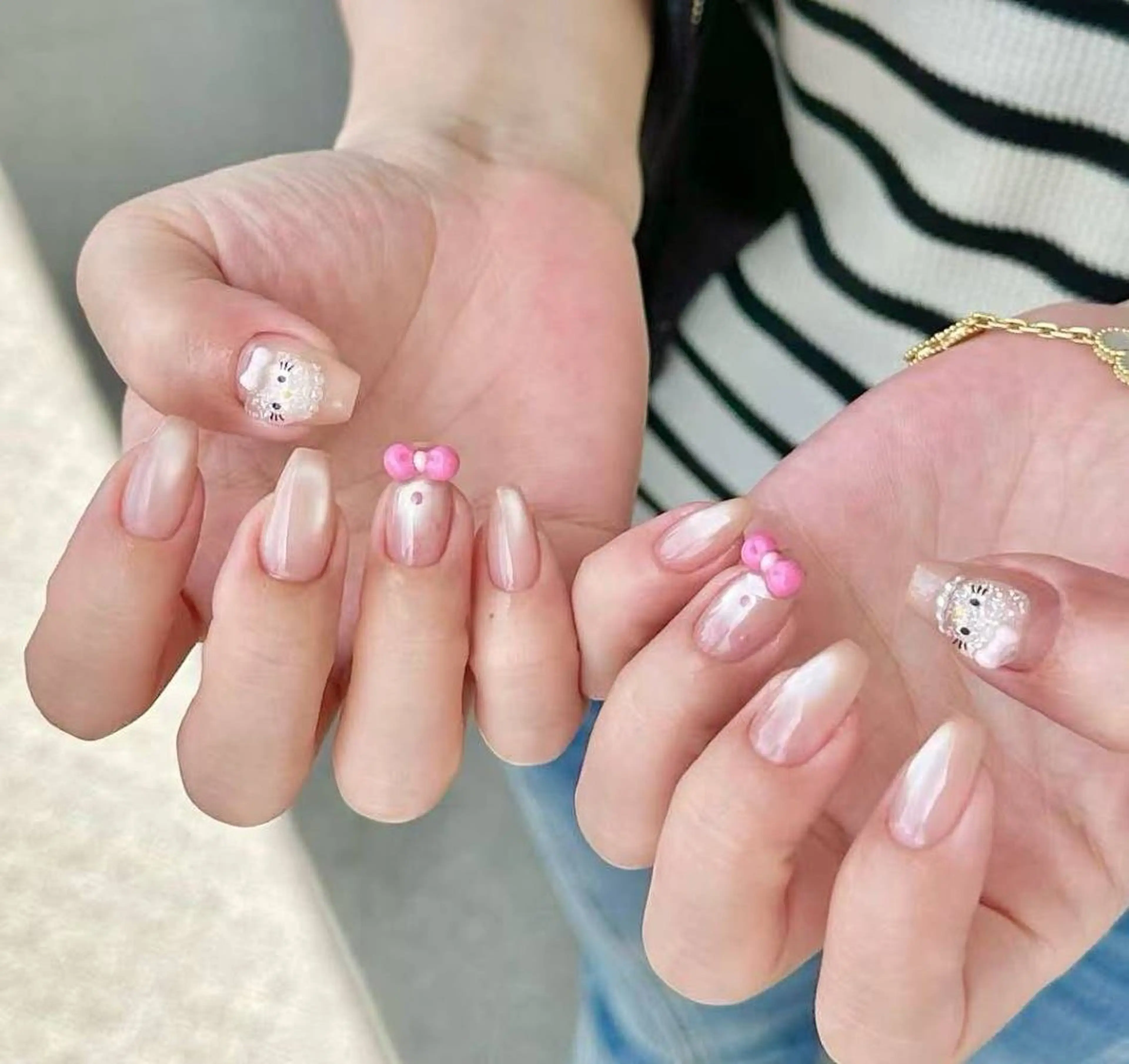 ネイル オーロラネイル フラワーネイル フットネイル フレンチネイル ジェルネイル ハンドネイル BabyYouMi ねねのネイルデザイン