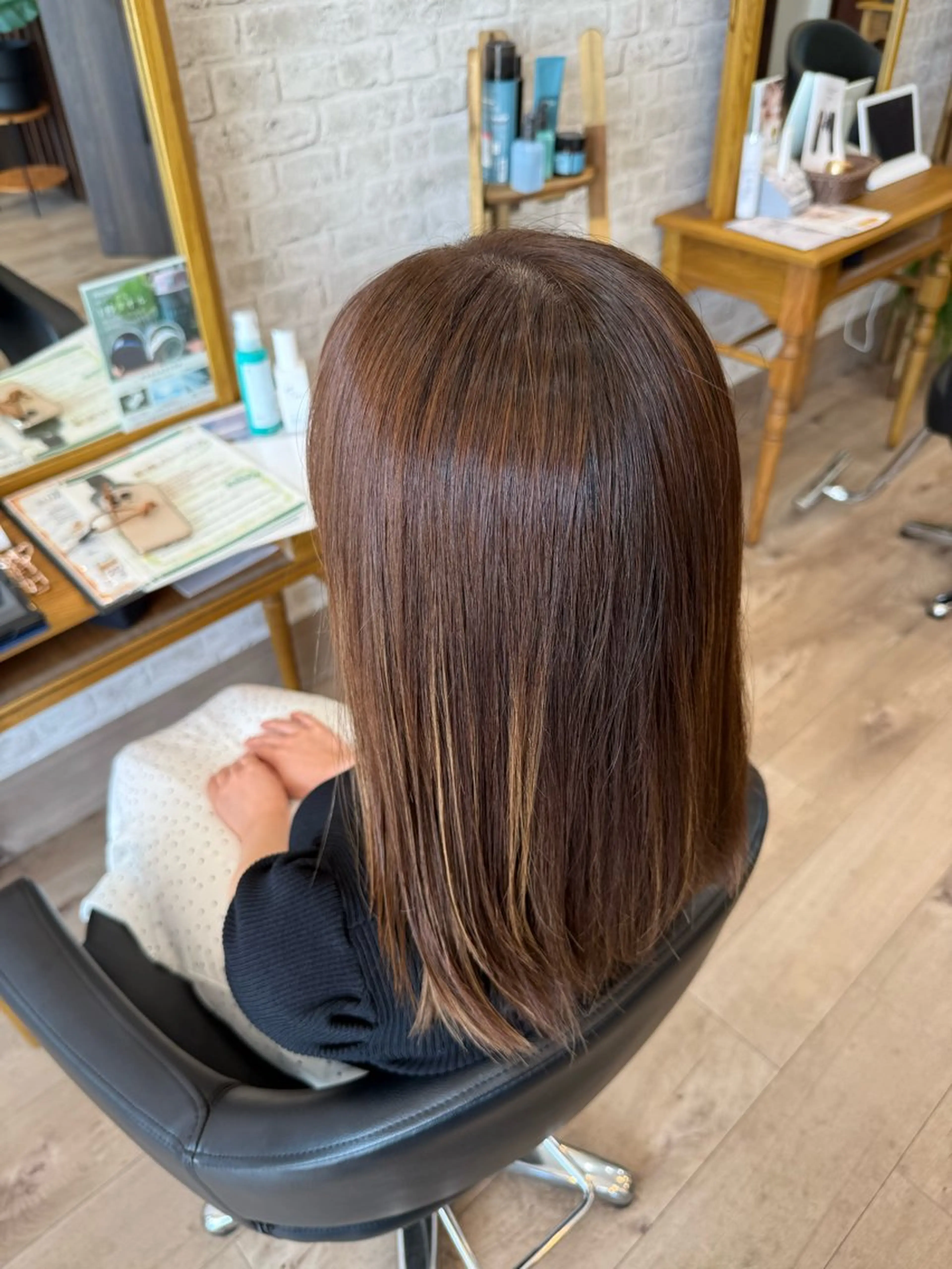 ミディアム カラー ヘアカラー ATOREL まののヘアスタイル