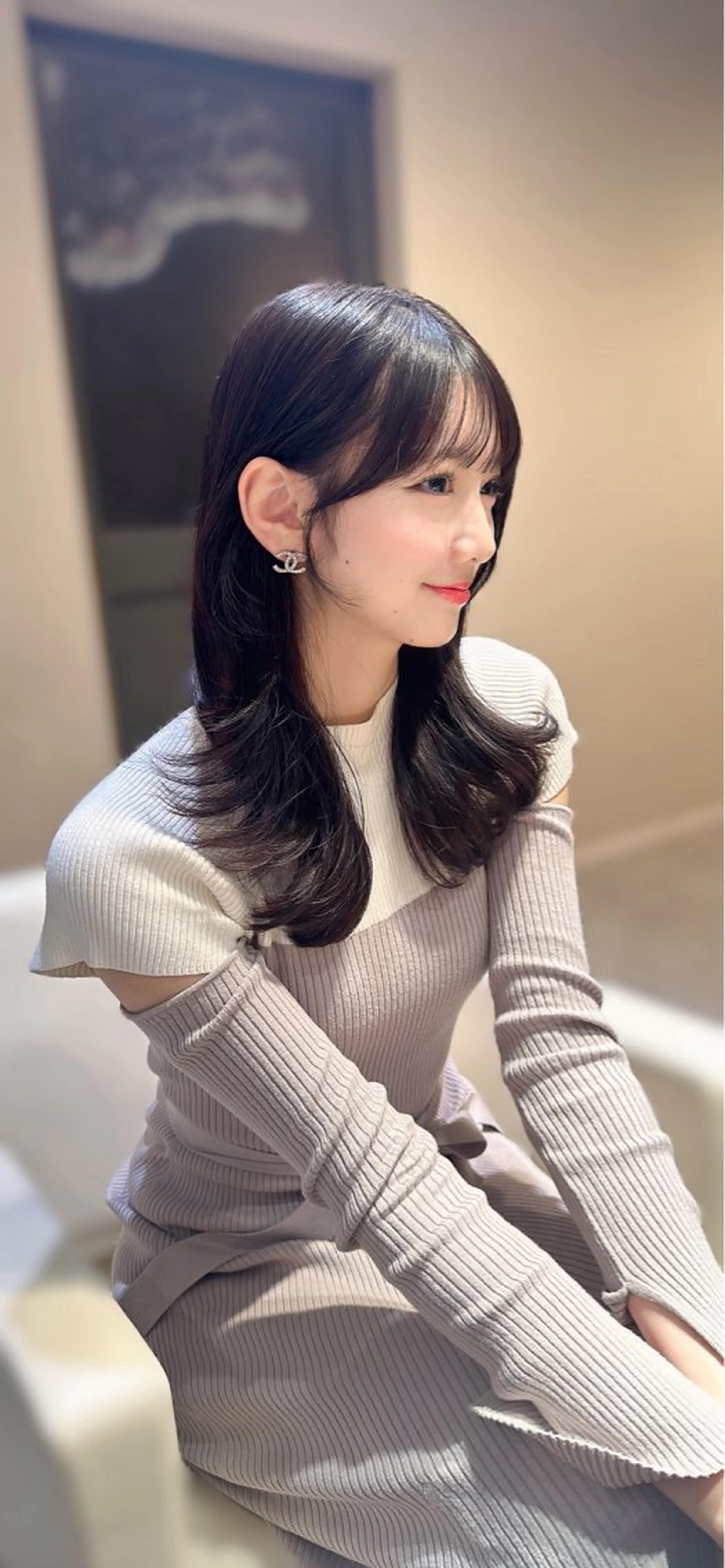 セミロング grace by afloat所属・平尾 樹里のヘアスタイル