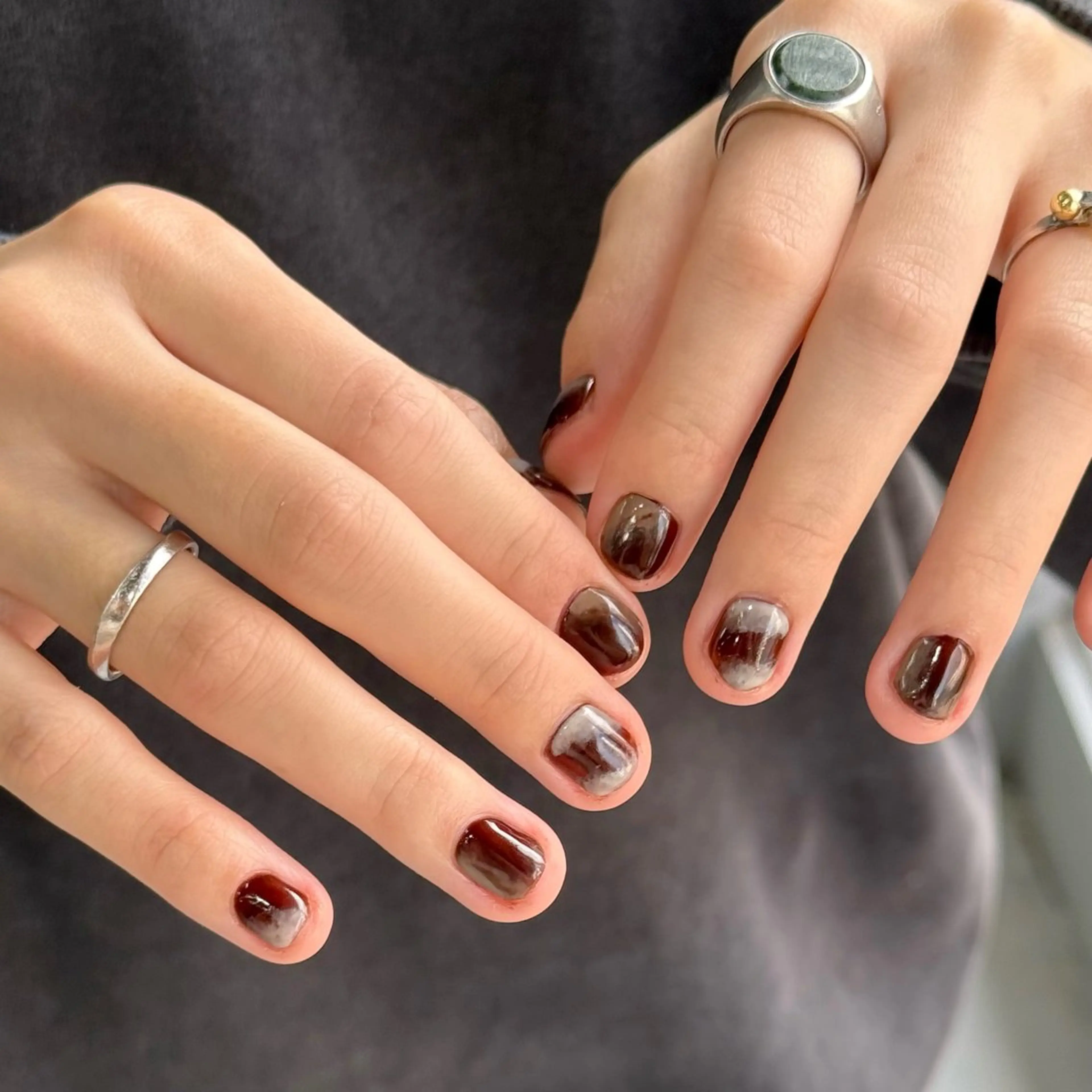 ネイル アートネイル グラデーション ニュアンスネイル MISATO ネイリスト福岡/薬院のネイルデザイン