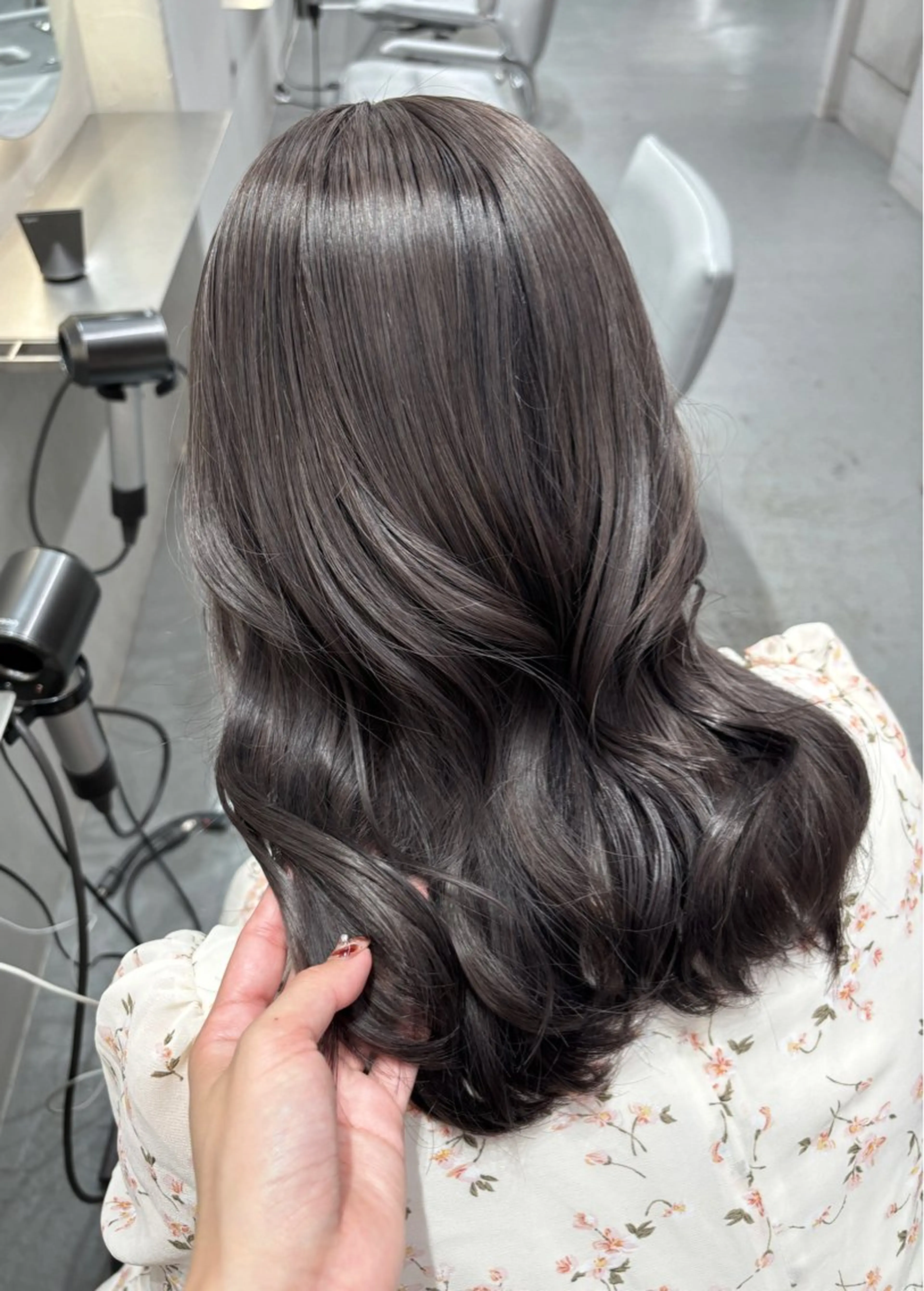 セミロング 中川 舞依のヘアスタイル