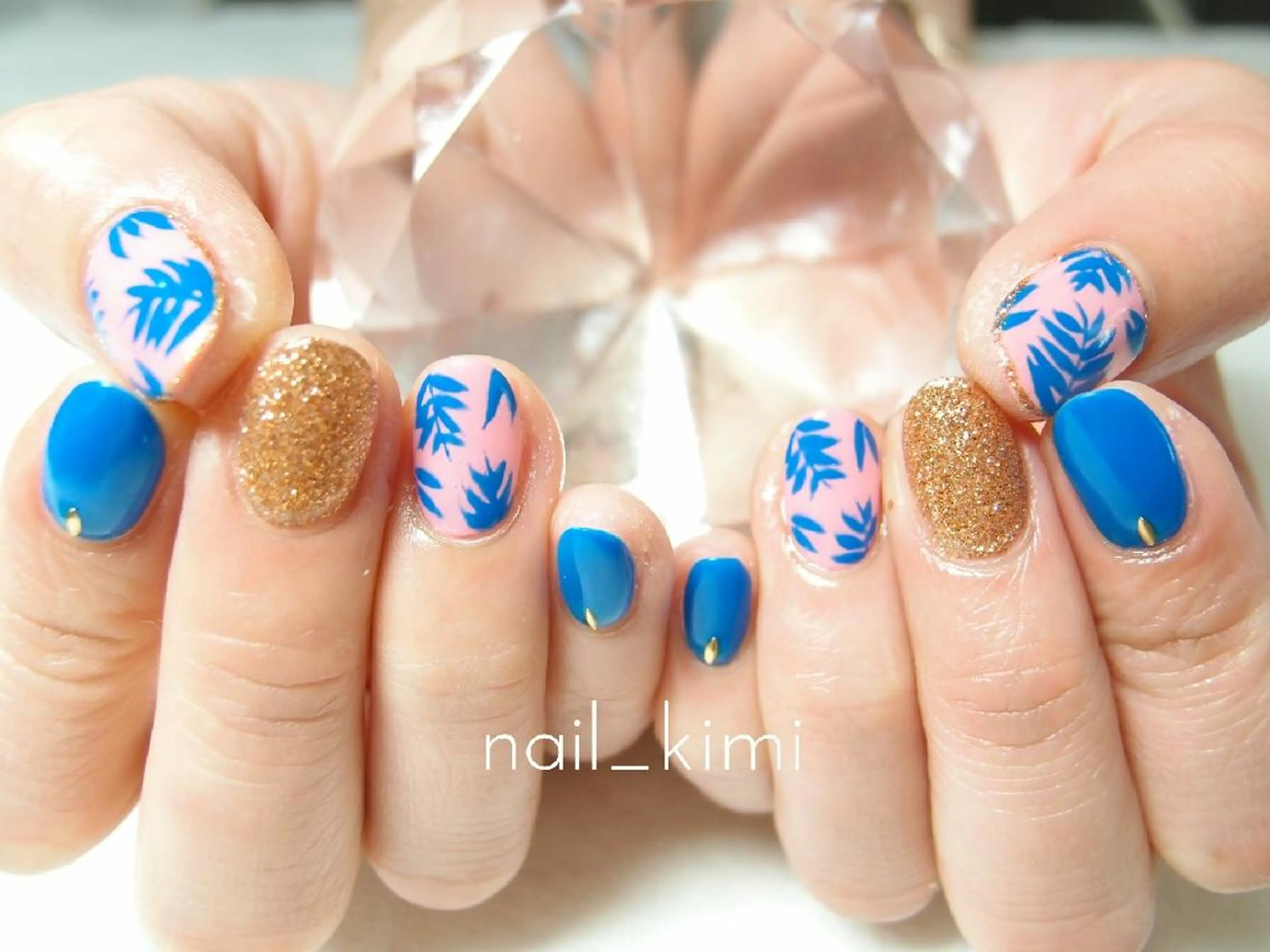 ネイル アートネイル フレンチネイル グラデーション ラメ(グリッター) ラメグラデーション ConneQt所属・ETHOSENSE. kimikaのネイルデザイン