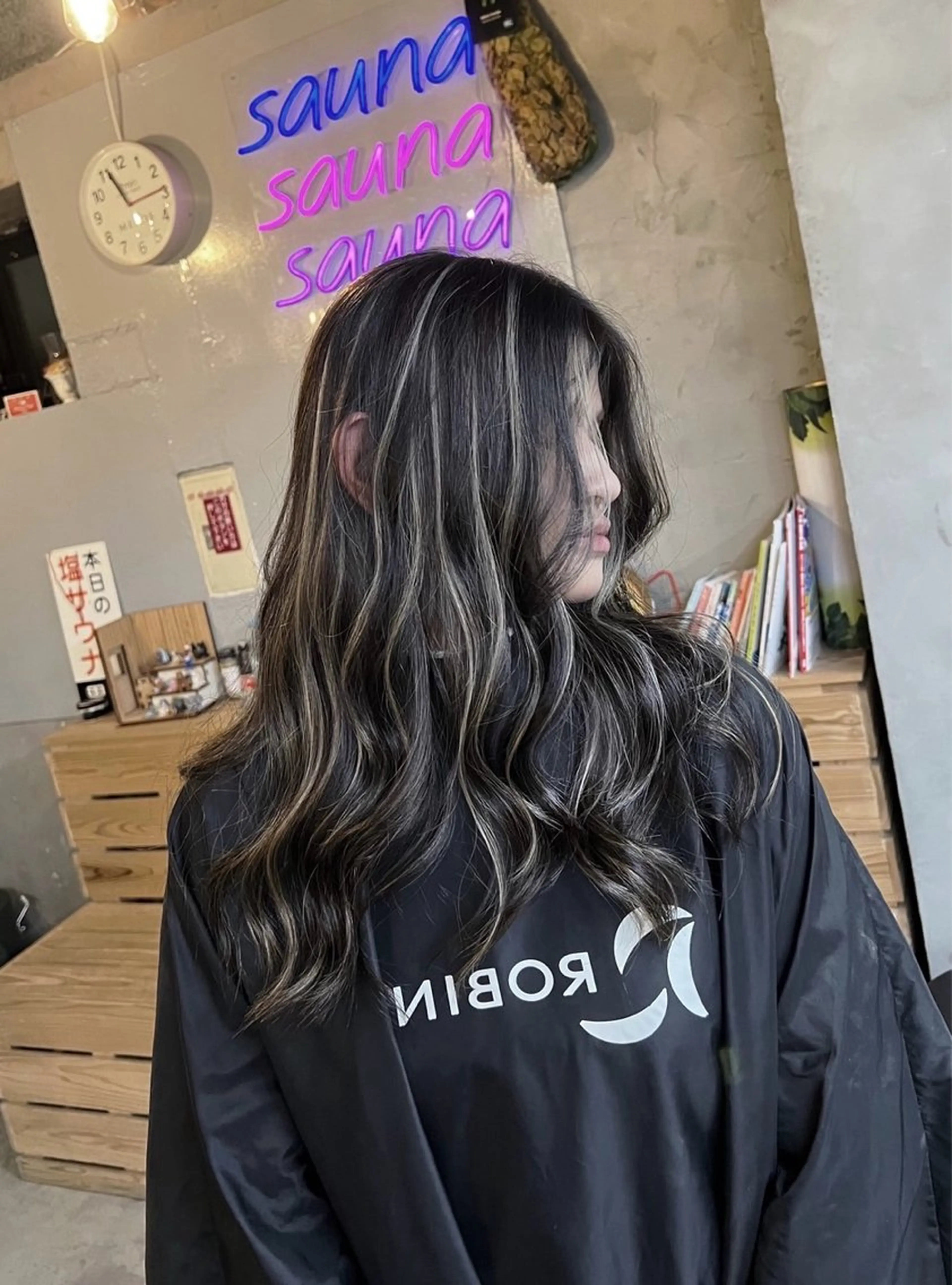 セミロング カラー ダークグレー ダークグレージュ グレージュ ハイライトカラー ハイライト ヘアカラー トリートメント ROBIN所属・指名数No.1 /NAOYAのヘアスタイル