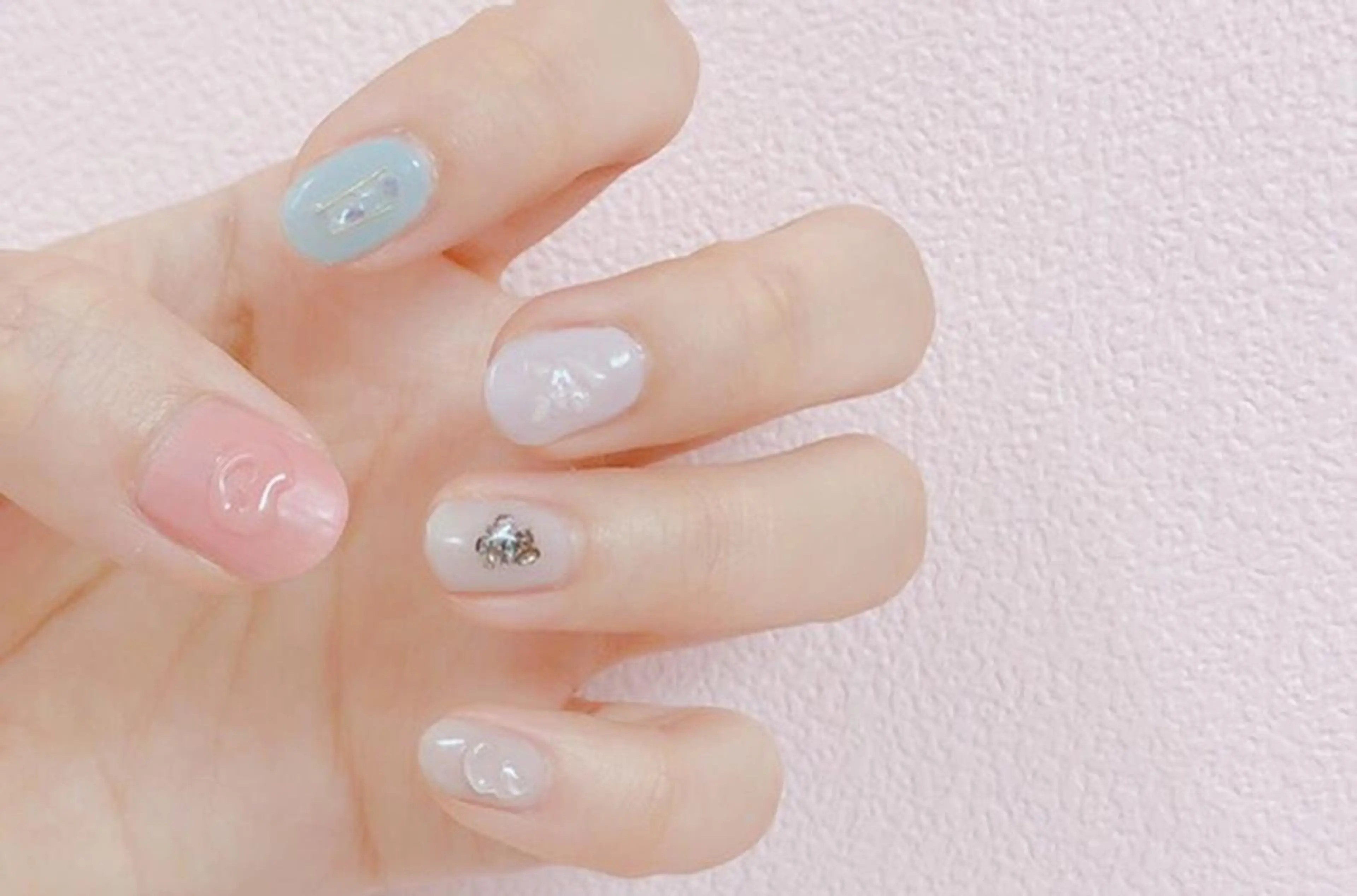 ネイル 東京セルフネイルサロン所属・M MIKIKOのネイルデザイン