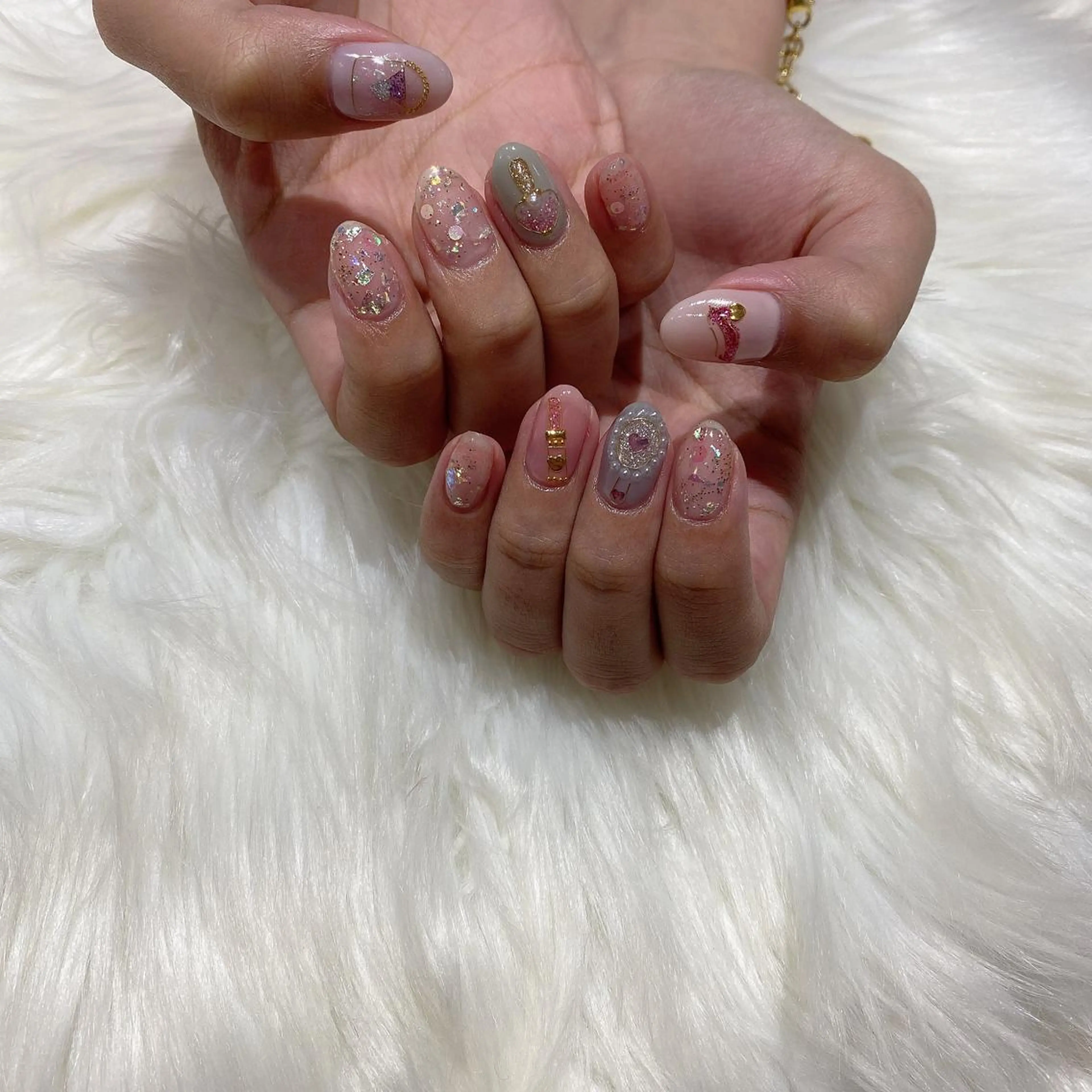 ネイル 西岡 杏のネイルデザイン