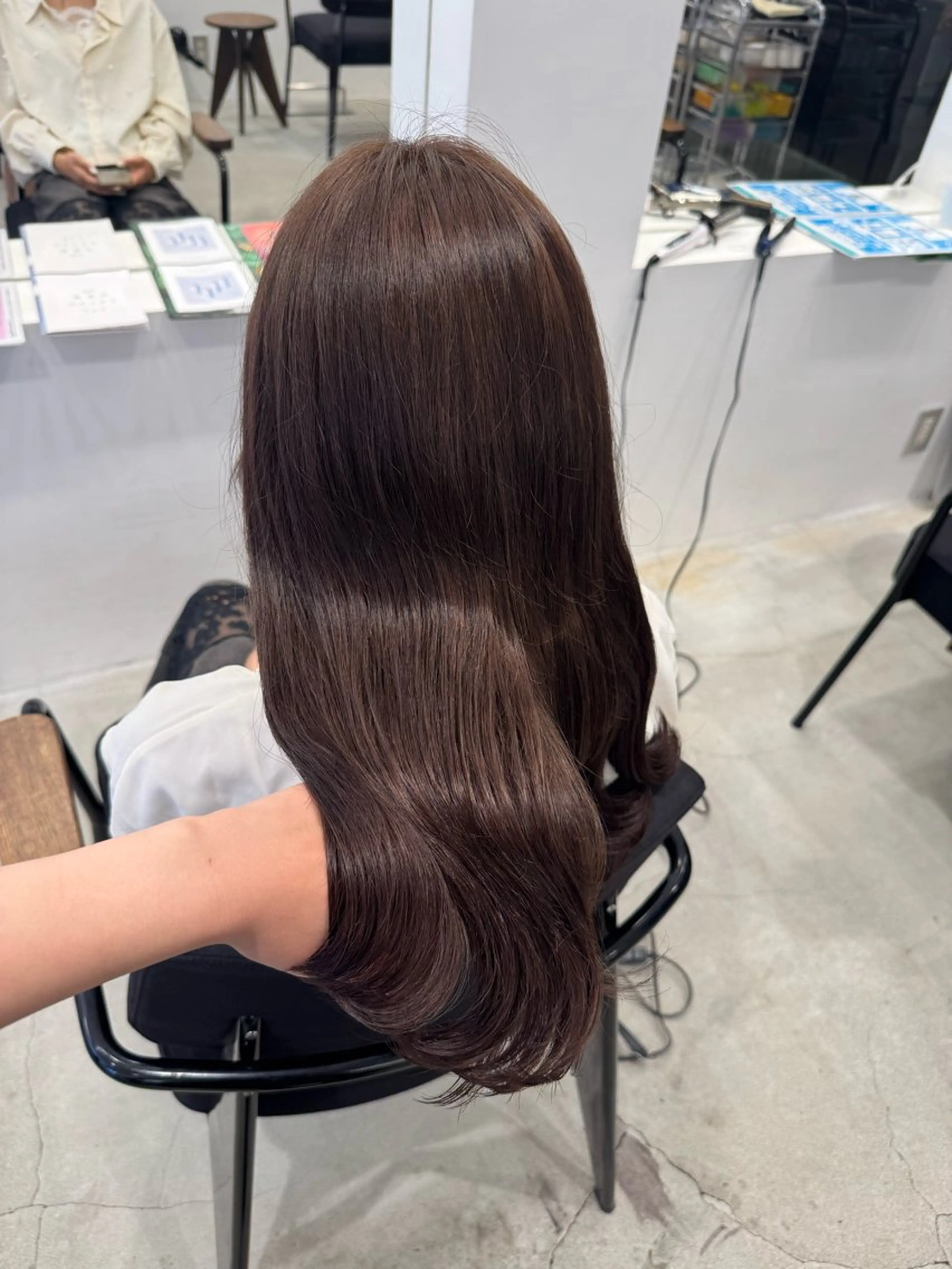 ロング カラー 萩原 紗妃のヘアスタイル