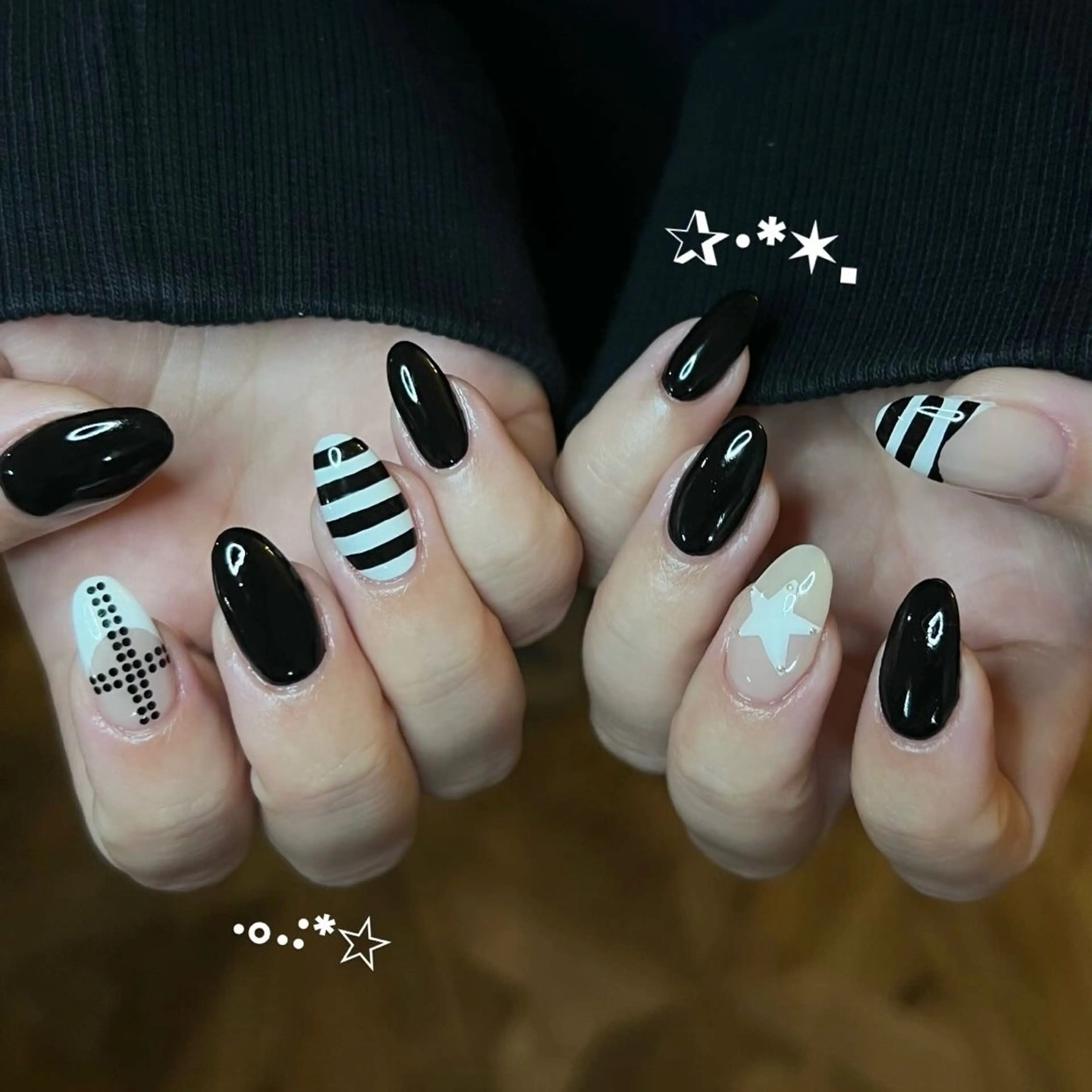 ネイル ハンドネイル yuan⭐️ pas á pasのネイルデザイン