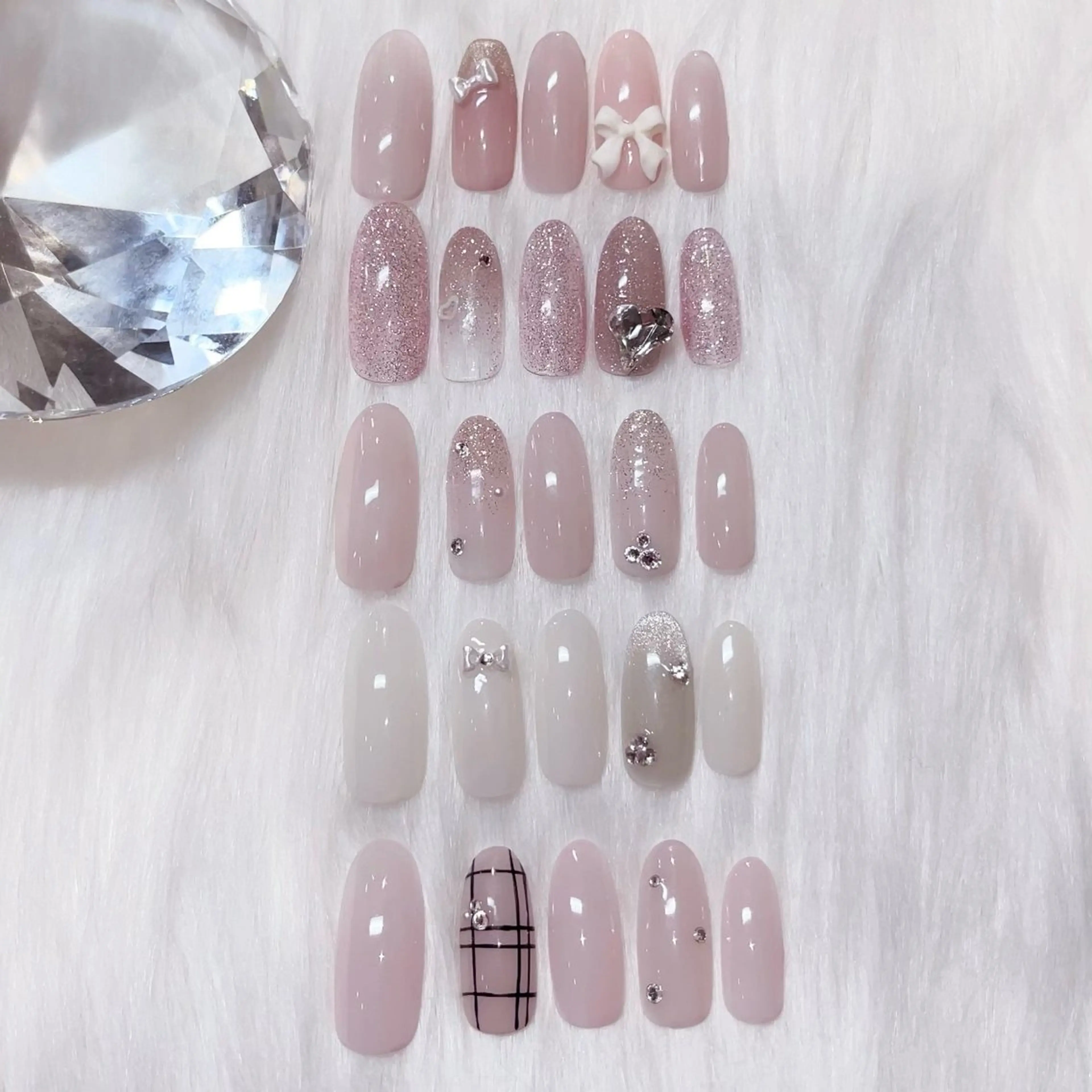 ネイル アートネイル ハンドネイル KOKONA 🎀のネイルデザイン