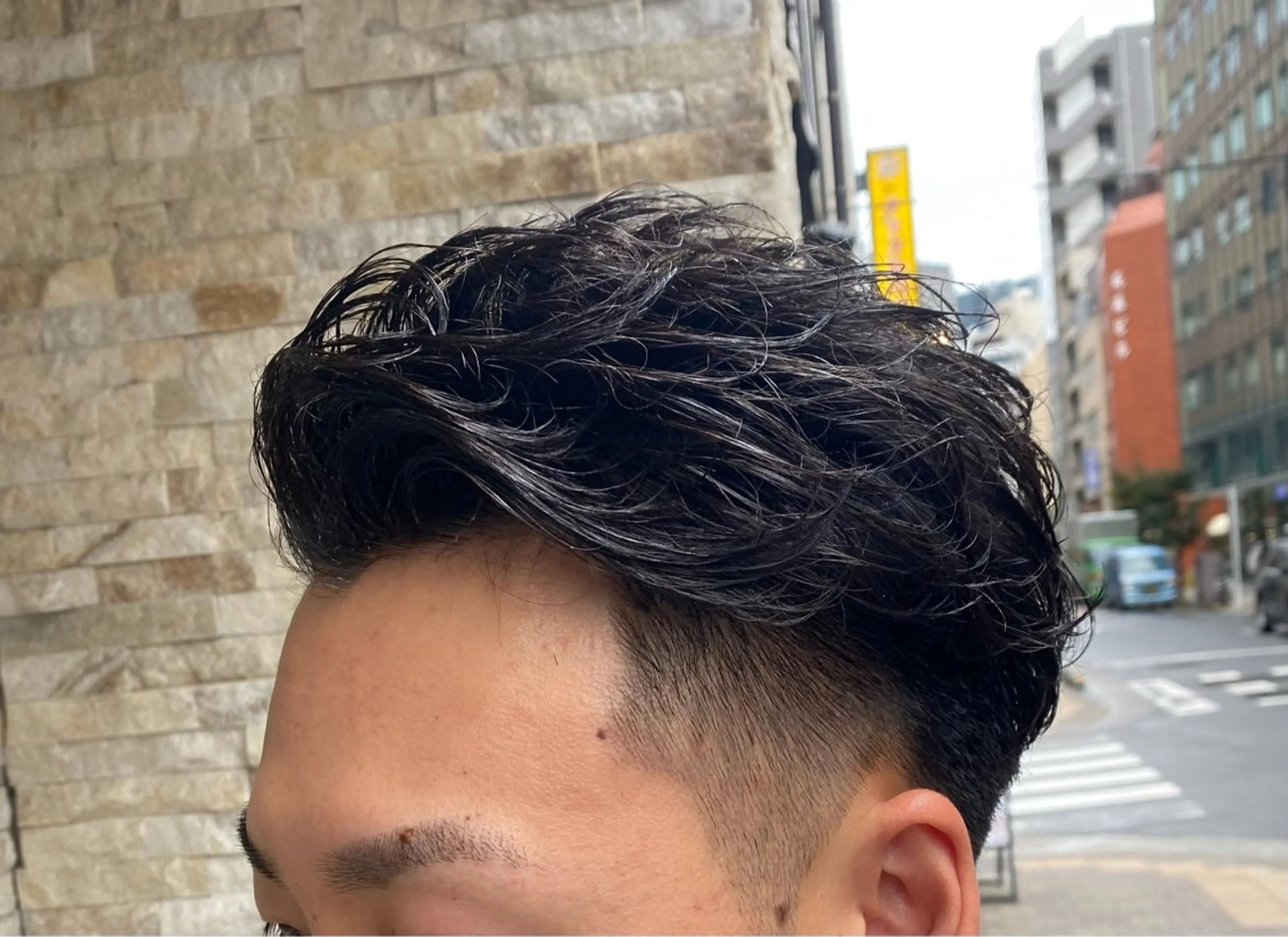 ミディアム カット パーマ ヘアモードキクチ神田店所属・北川 竜也のヘアスタイル