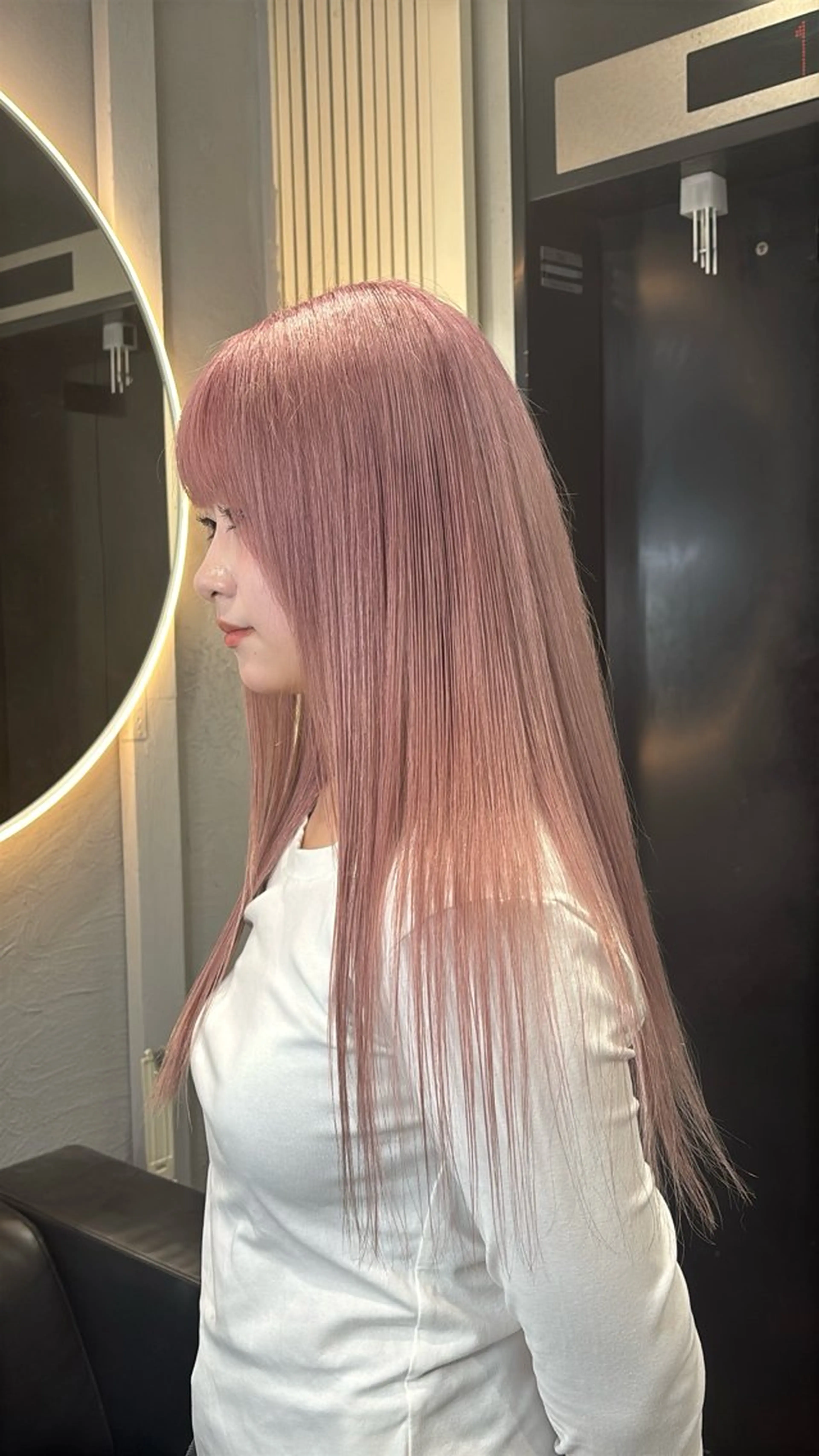 ロング ヘアカラー 韓国ヘア/ブリーチ無 しWカラー/オリーブのヘアスタイル