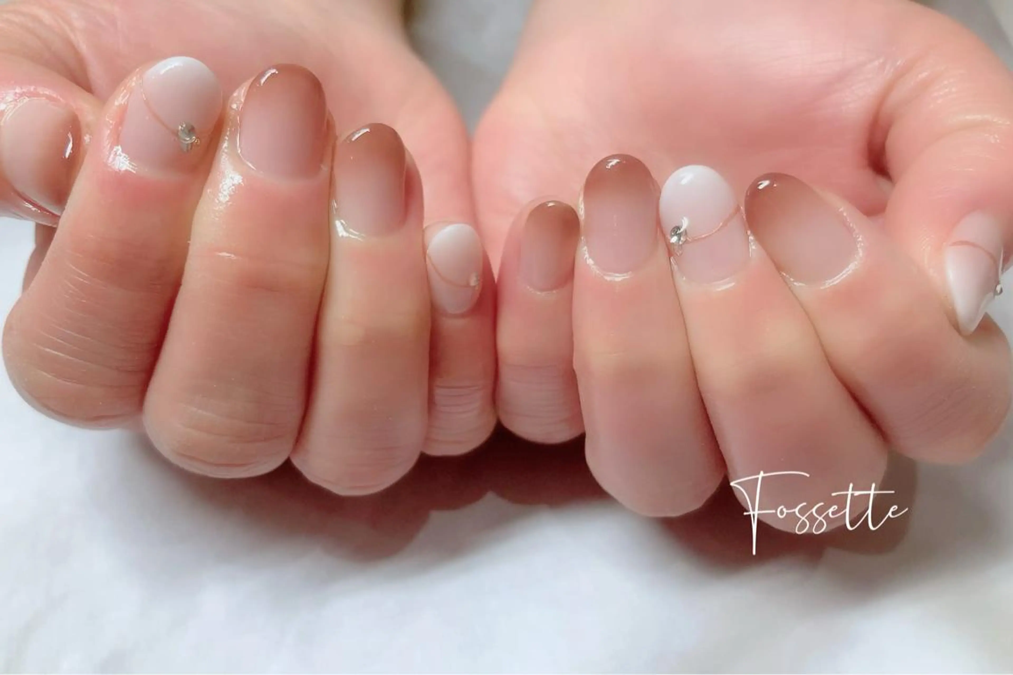 ネイル ブラウン グラデーション ワンカラーネイル バレンタイン nailsalon Fossetteのネイルデザイン