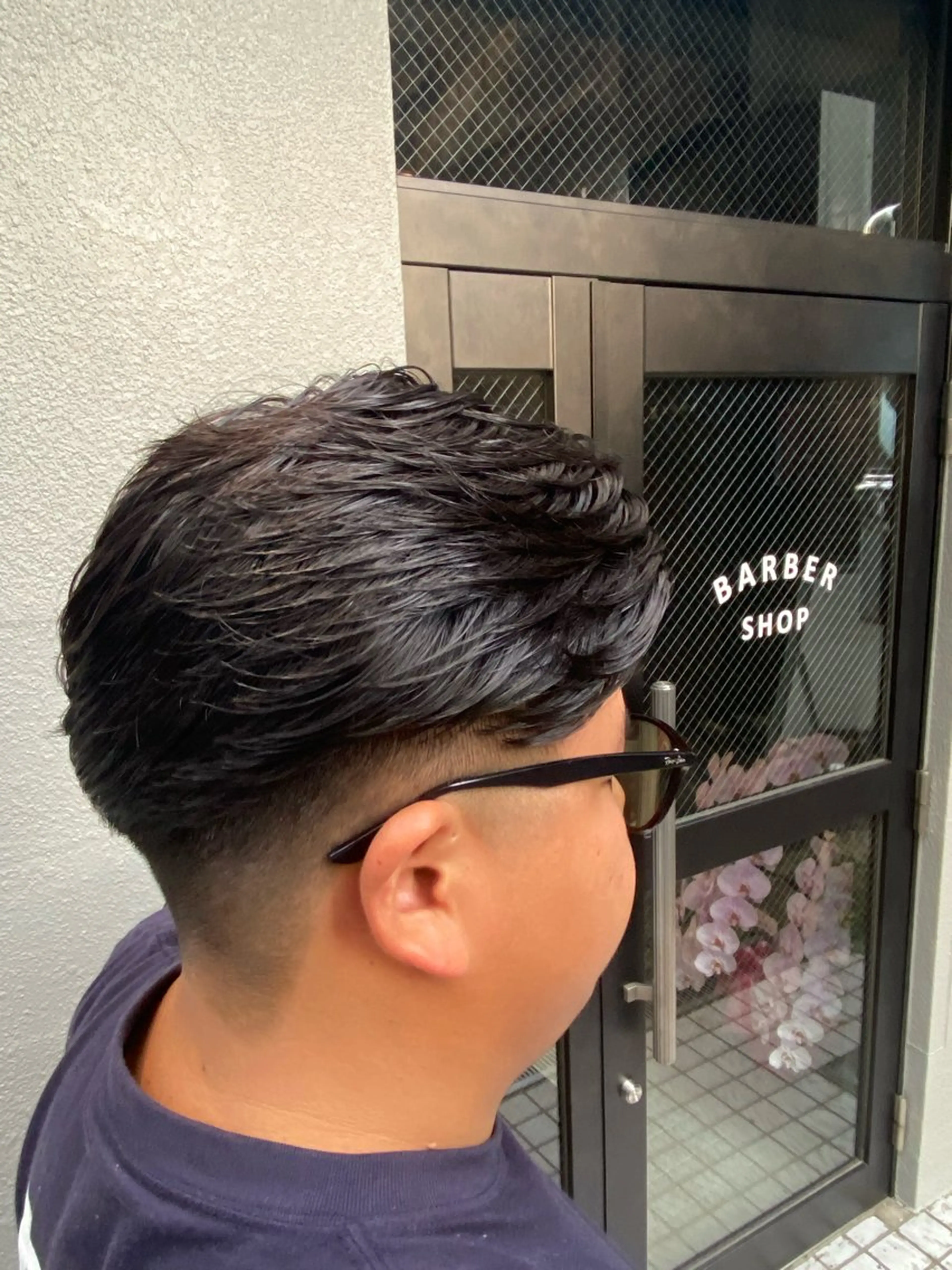 ミディアム パーマ メンズ 七三 前原 凌汰のヘアスタイル